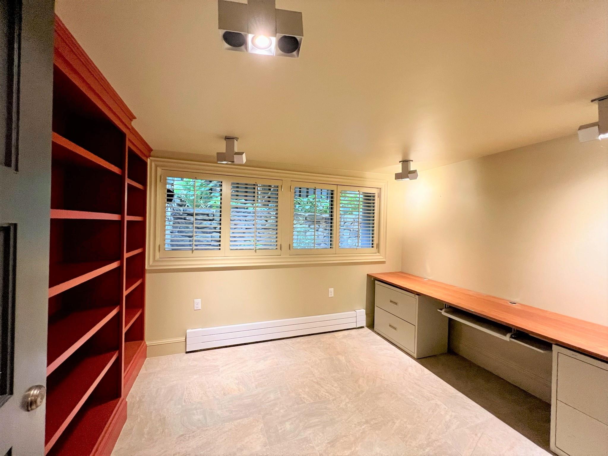 9 Foster Pl, Harvard Square