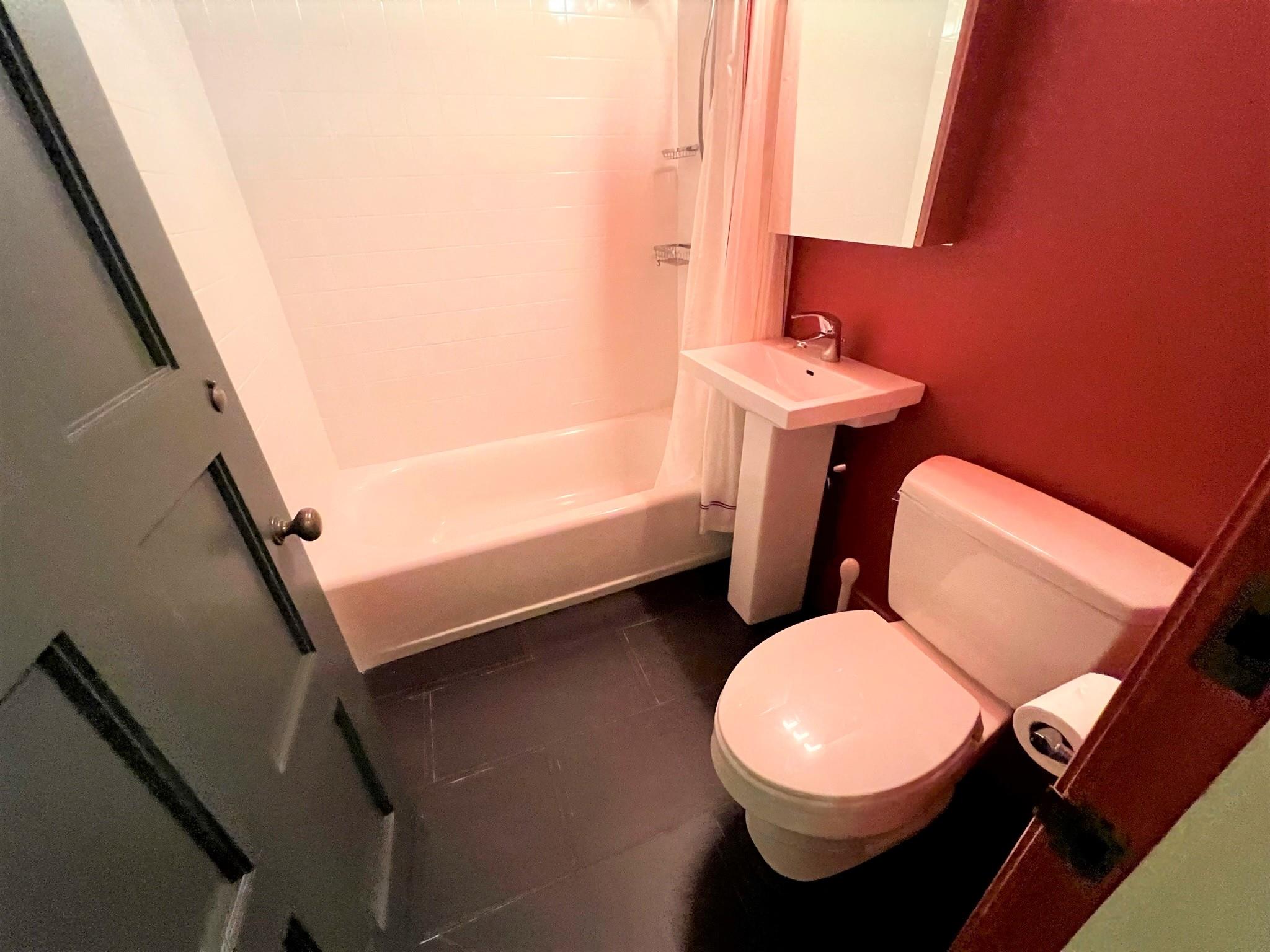 9 Foster Pl, Harvard Square