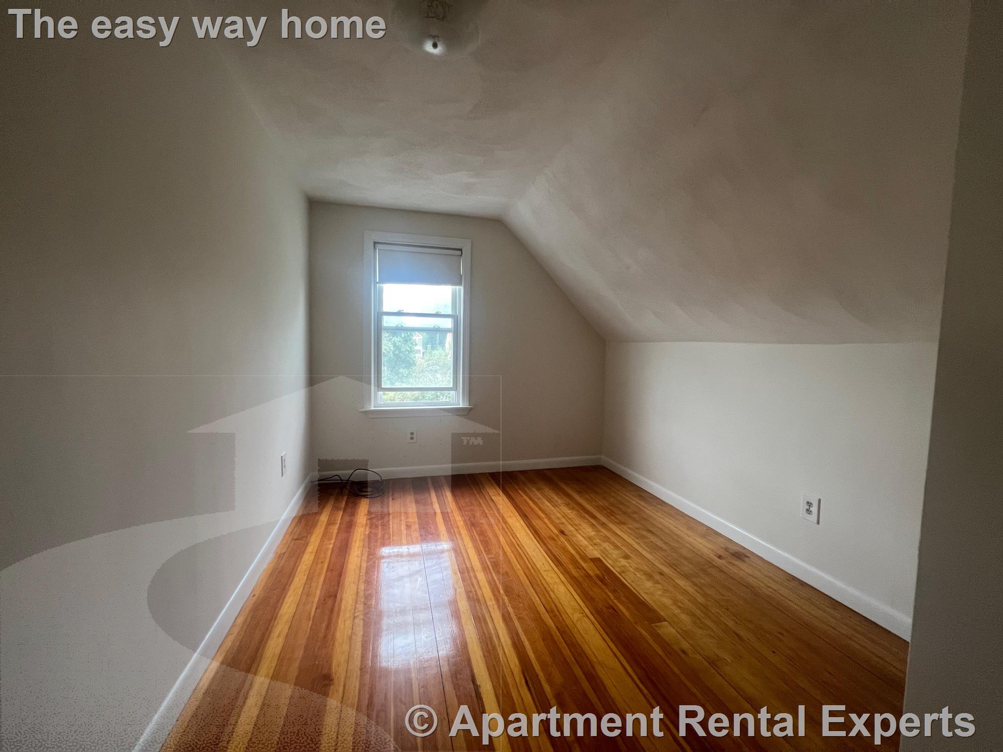 186 Powder House Blvd, Teele Square