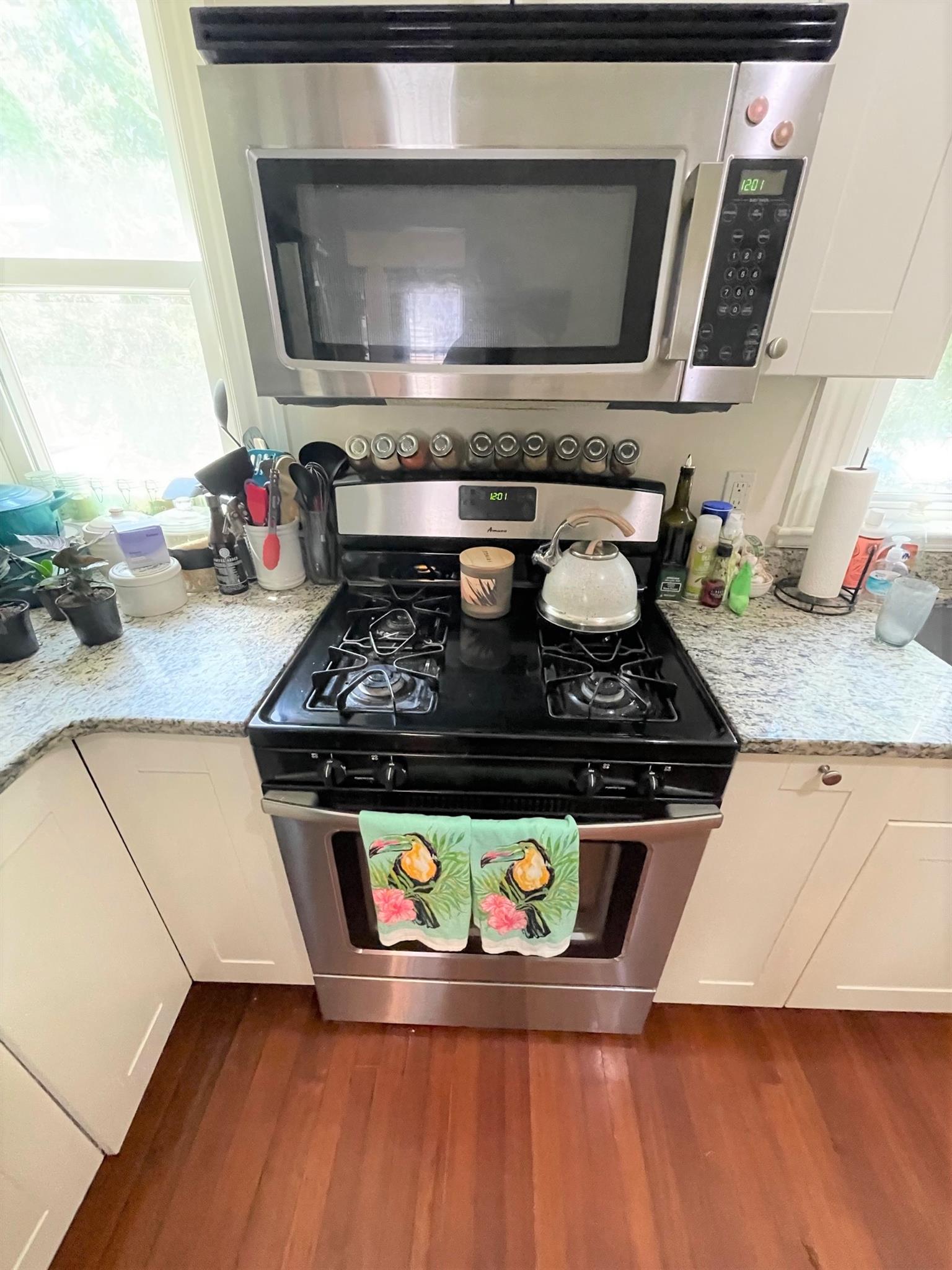 17 Upland Park, Magoun Square