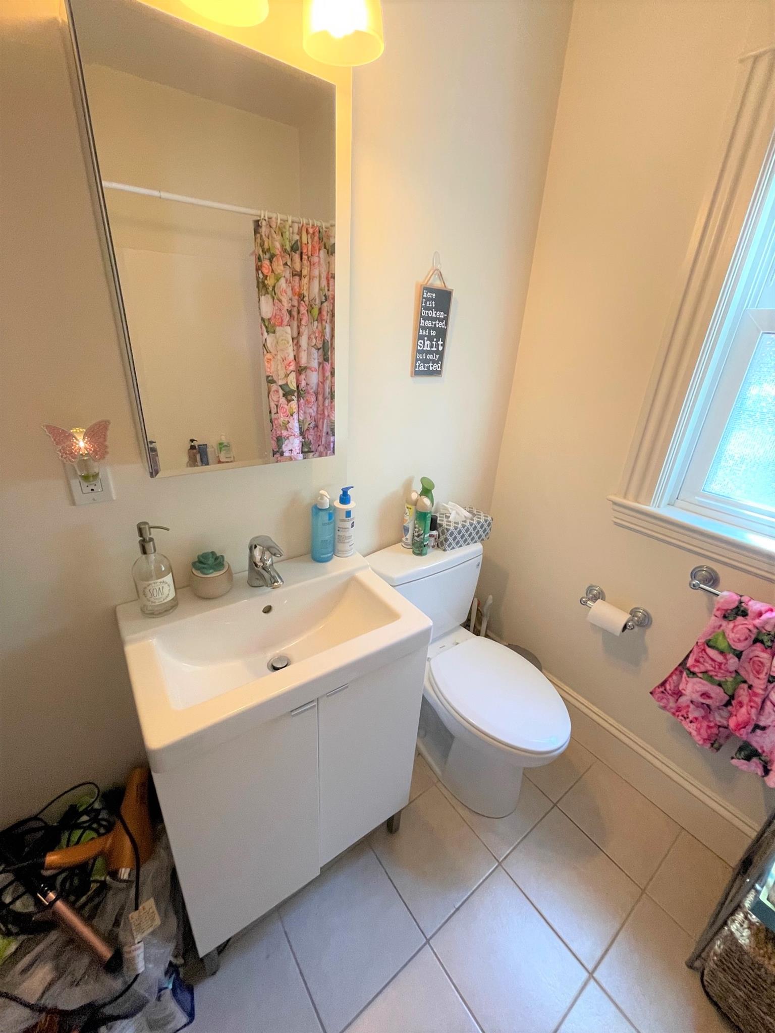 17 Upland Park, Magoun Square