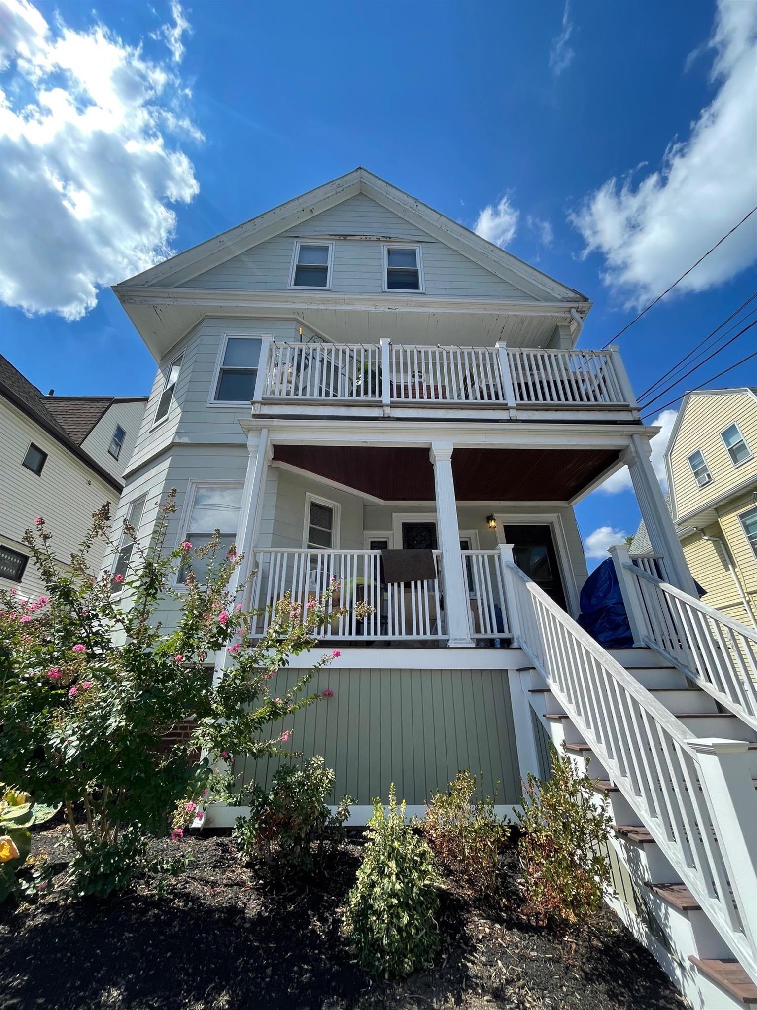 32 Pearson Rd, Davis Square