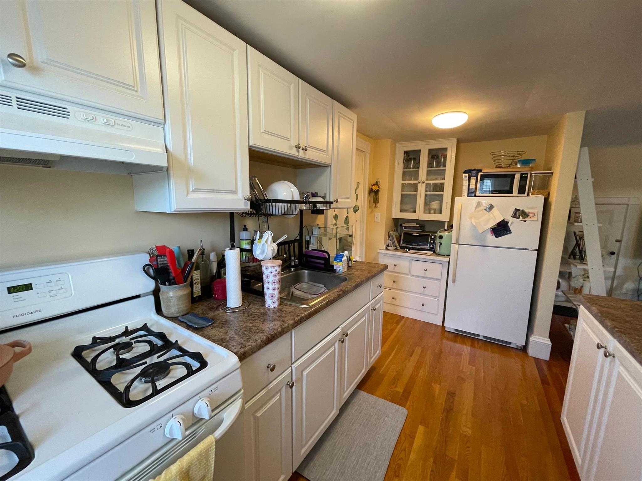 32 Pearson Rd, Davis Square