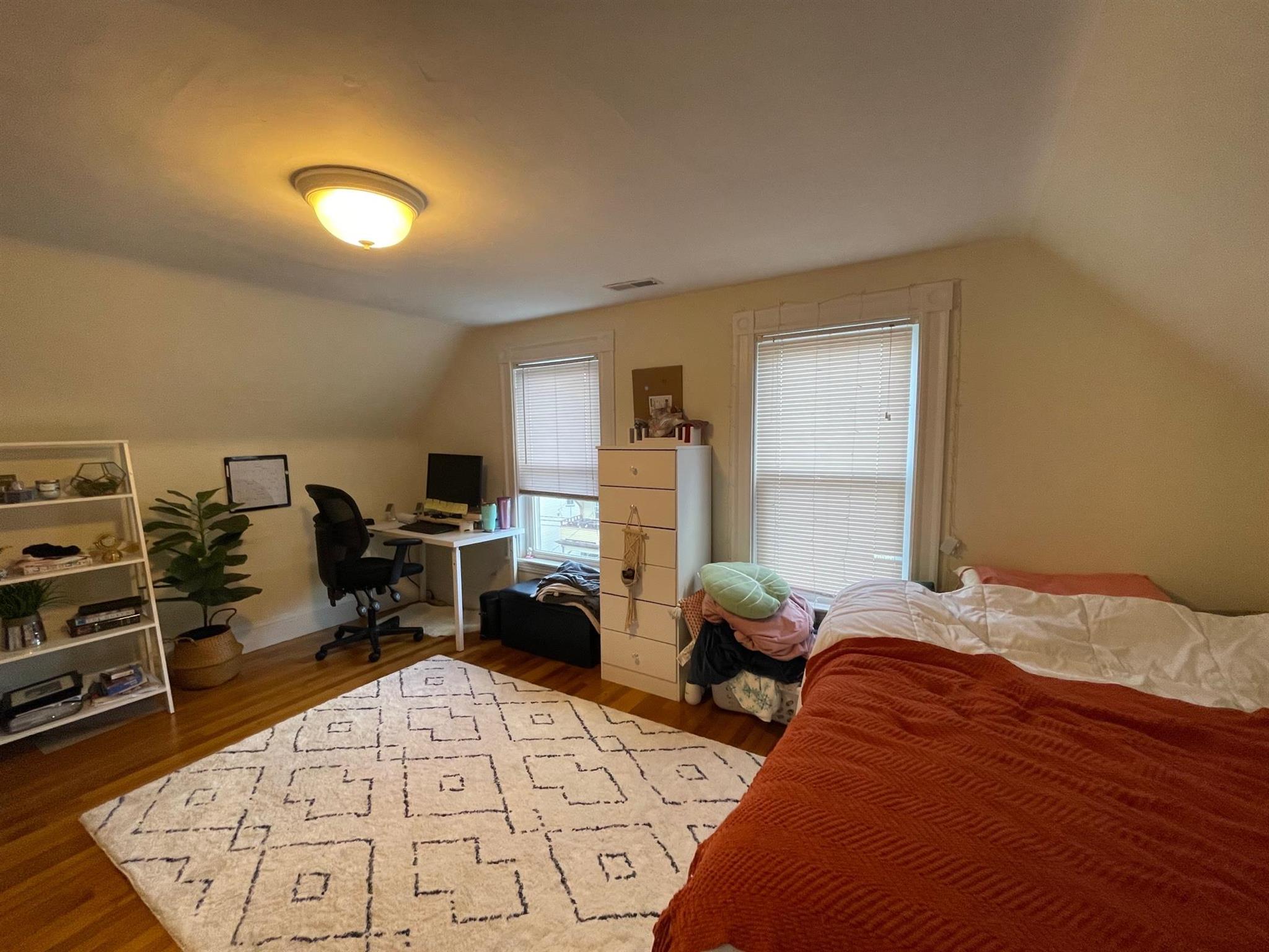 32 Pearson Rd, Davis Square