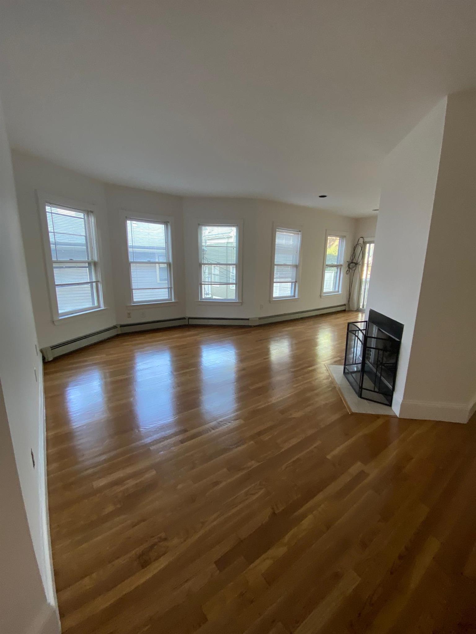 98 Hancock St, Mid-Cambridge