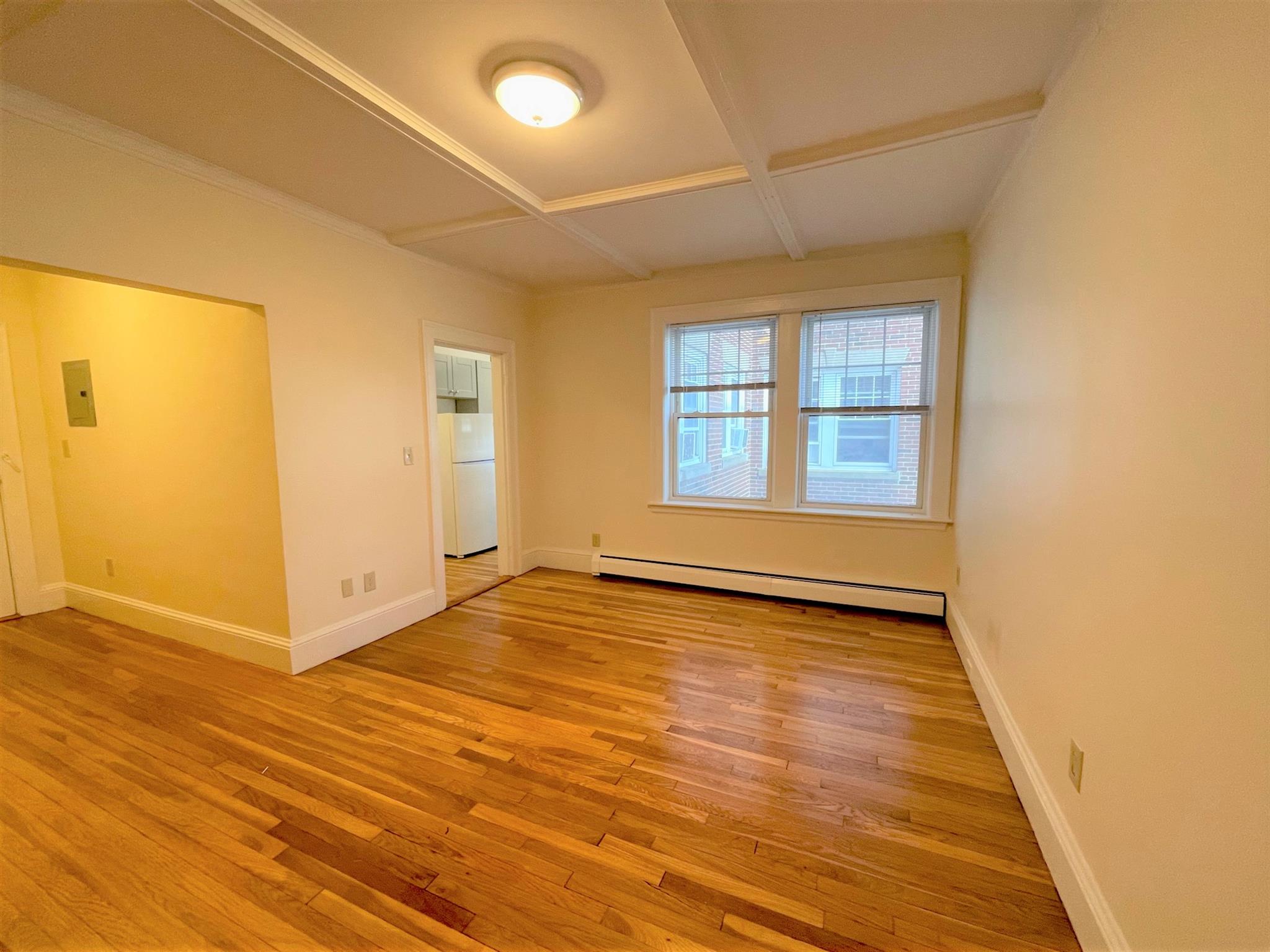 36 College Ave, Tufts