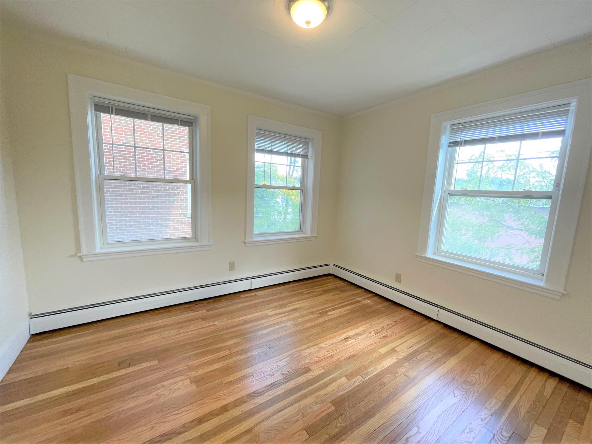 36 College Ave, Tufts