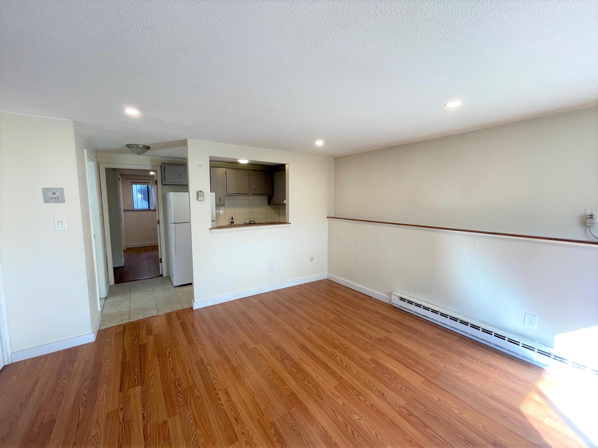 102 Alpine St, Magoun Square