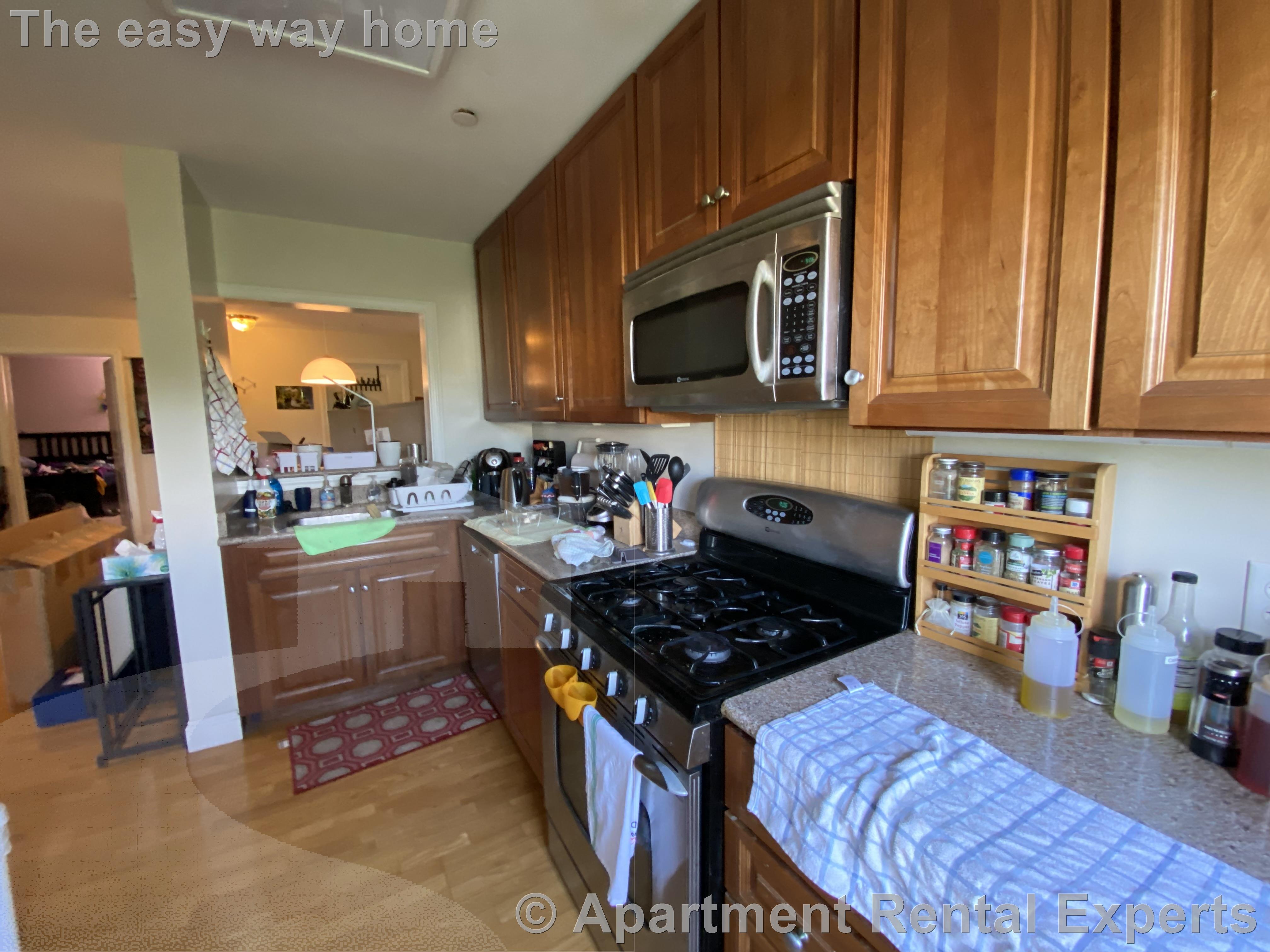 318 Rindge, North Cambridge