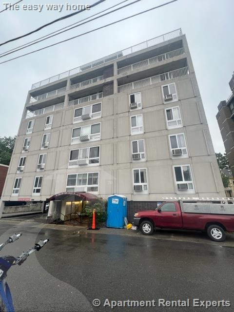 4 Trowbridge, Harvard Square