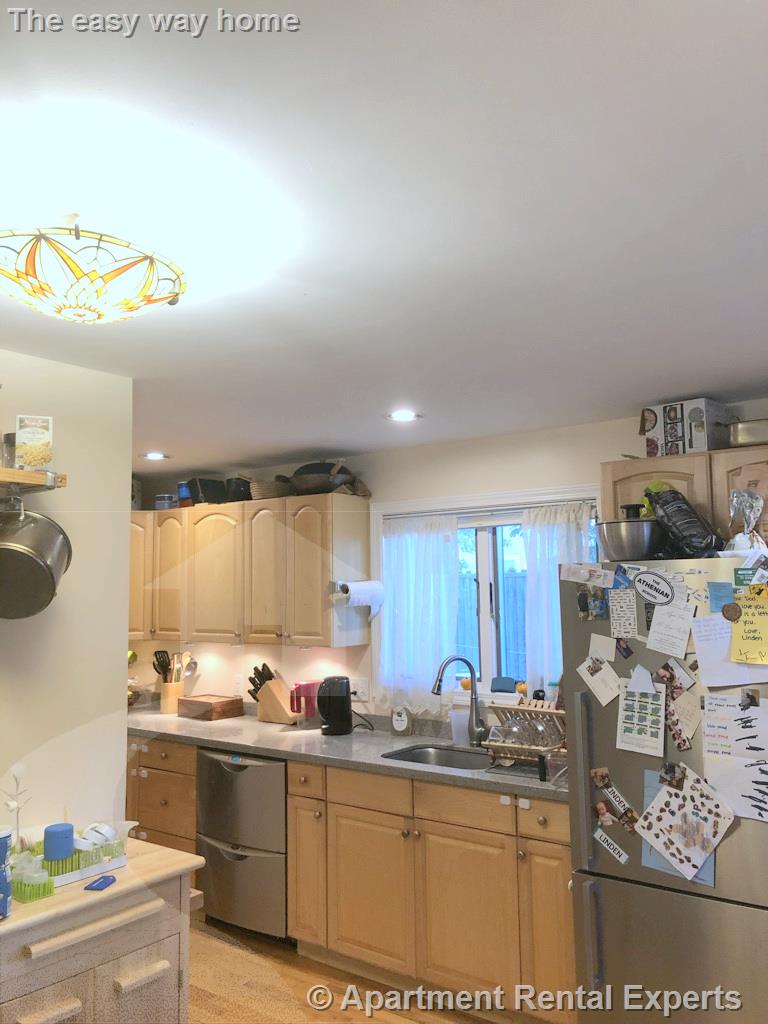 44 Monument, Medford