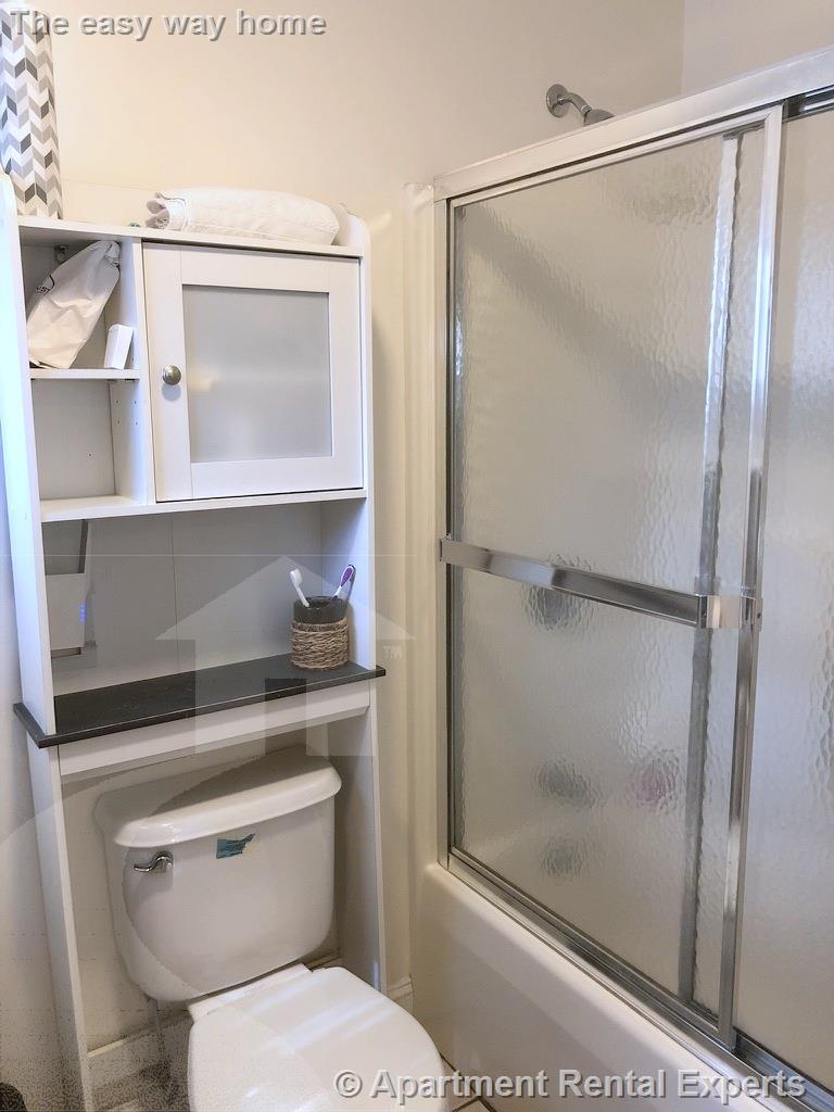 44 Monument, Medford