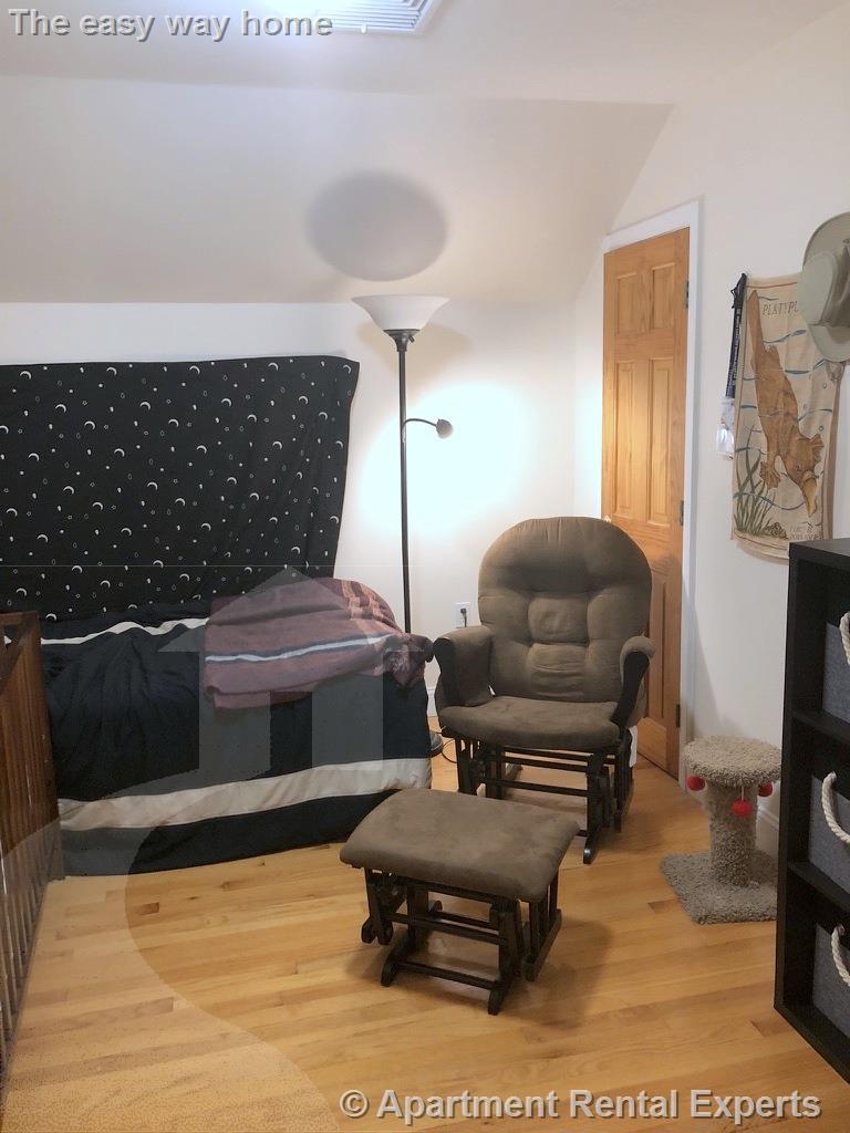 44 Monument, Medford