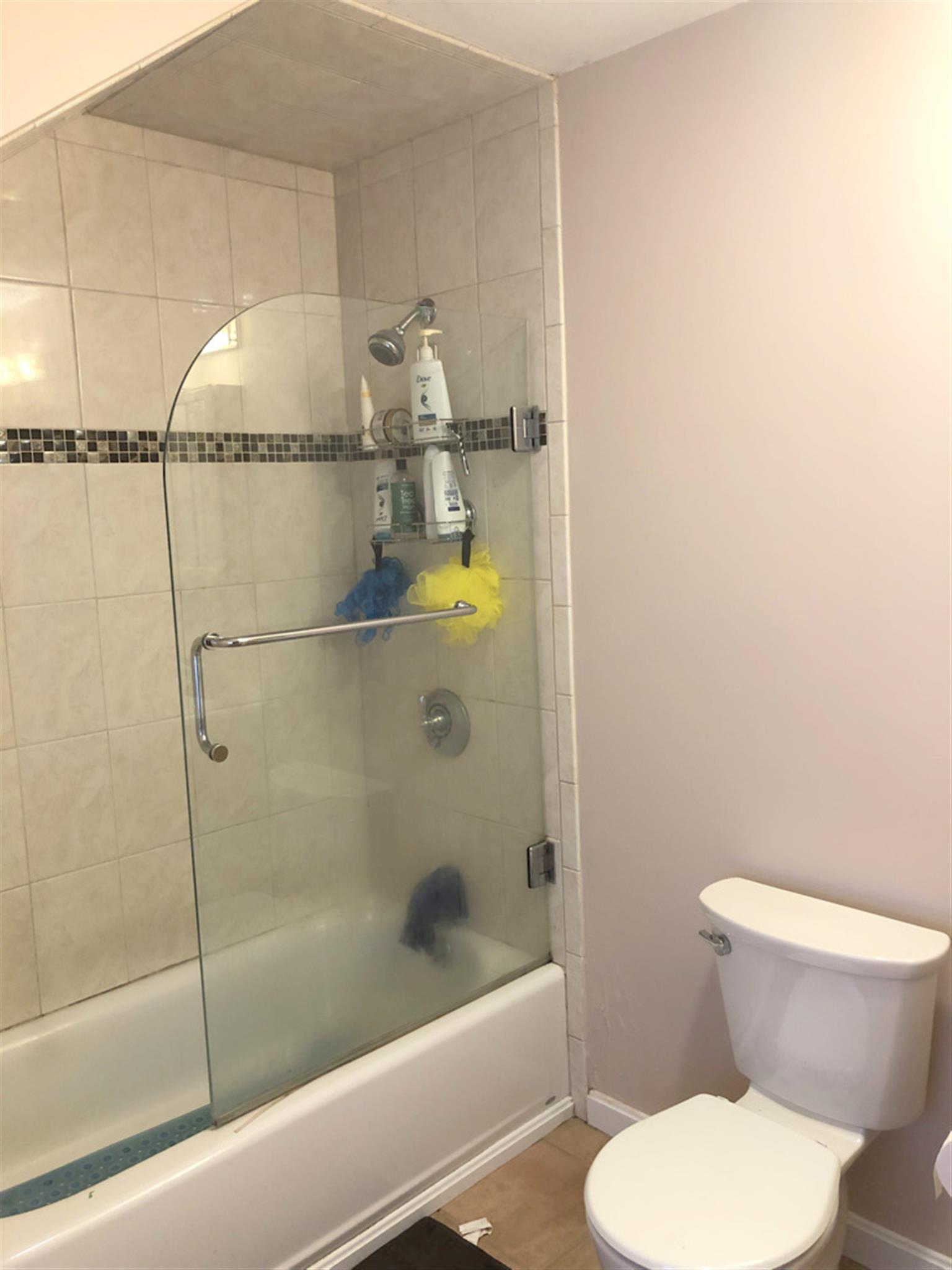 44 Monument St, Medford