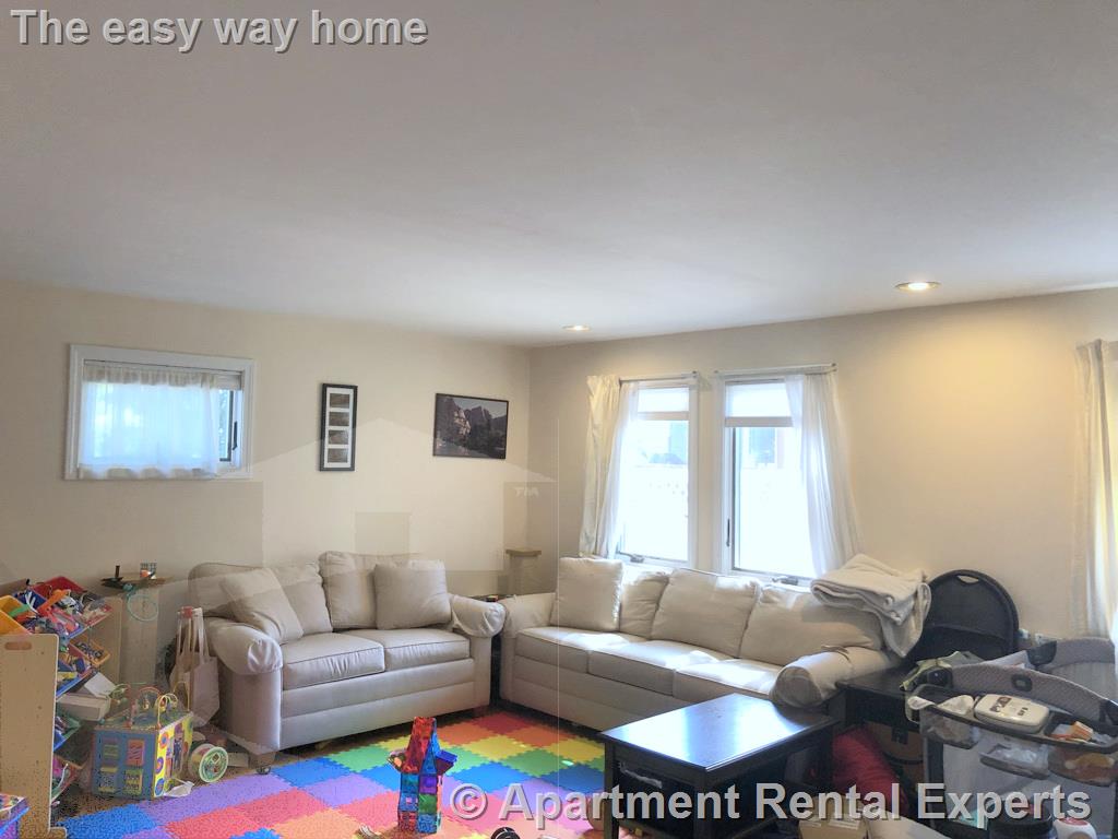 44 Monument, Medford