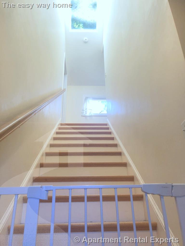 44 Monument, Medford