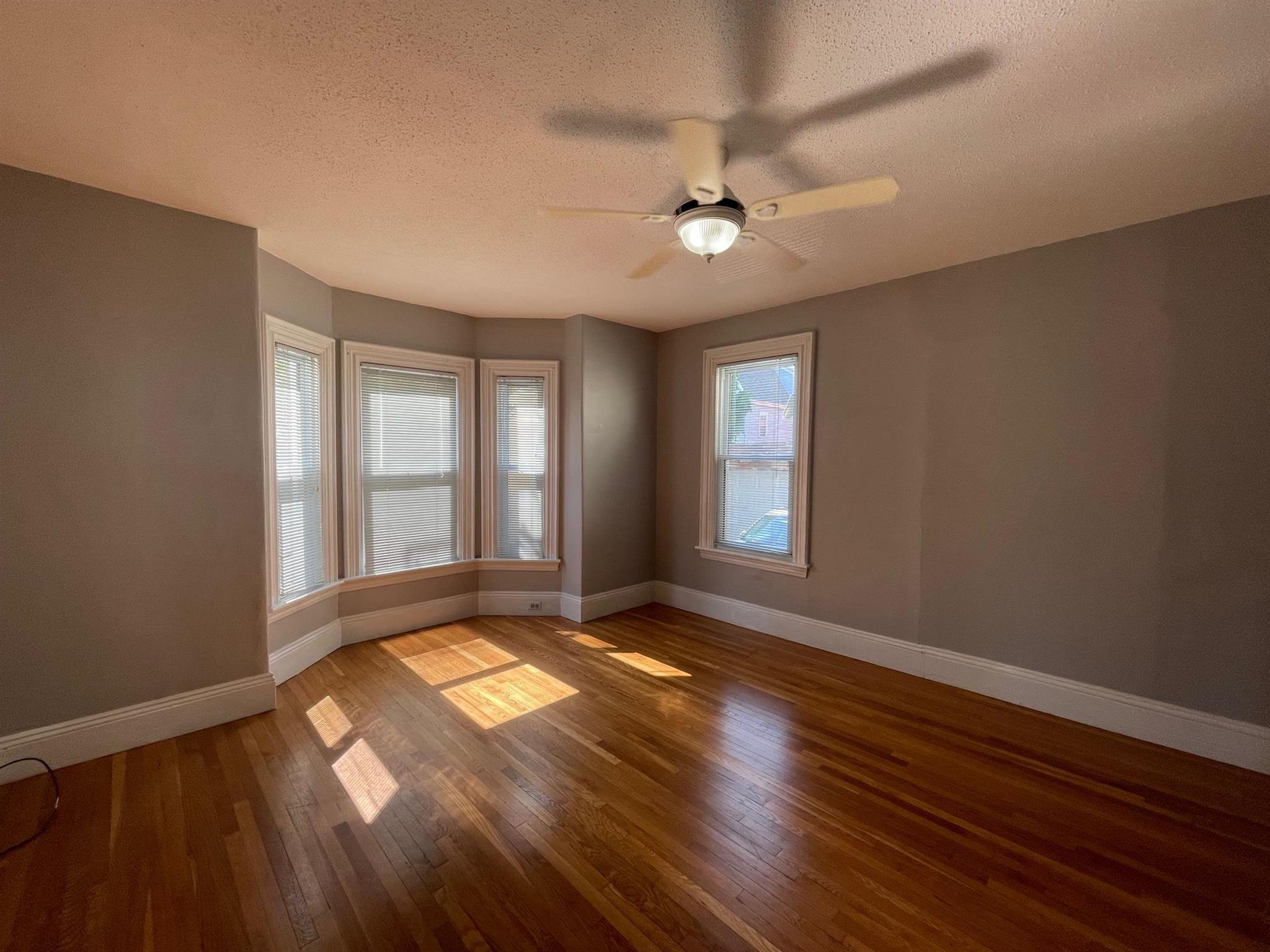 30 Irving St, Davis Square