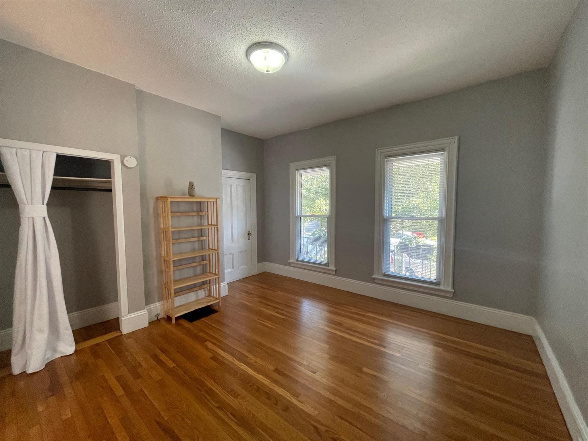 30 Irving St, Davis Square