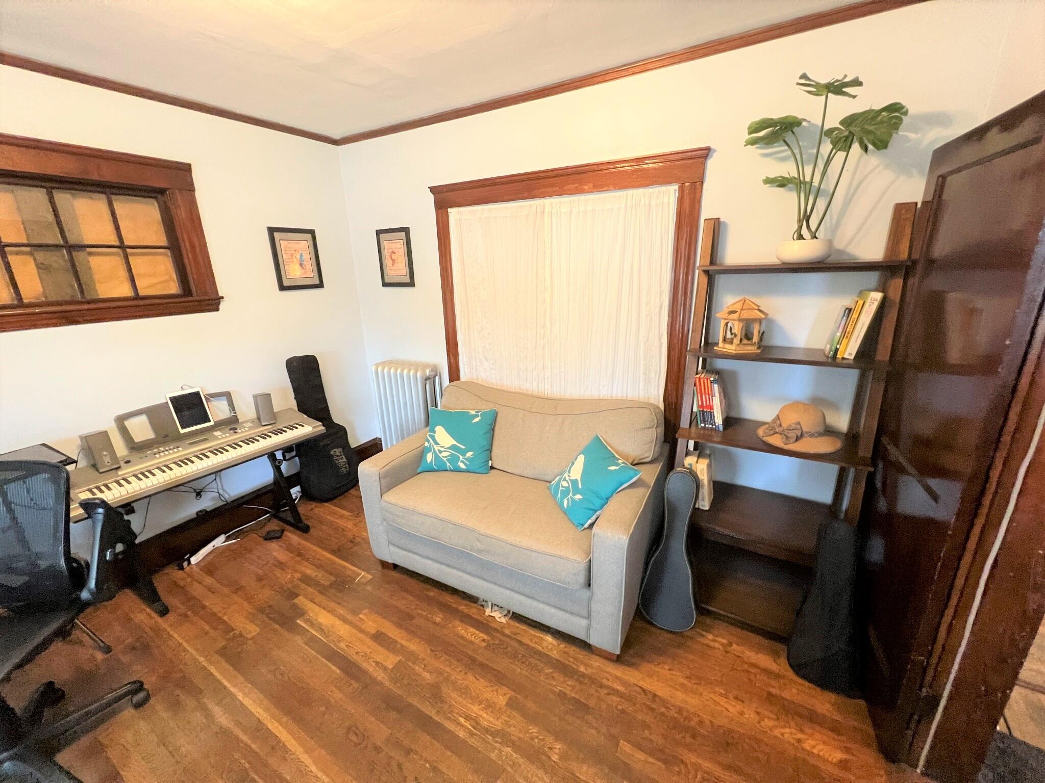 18 Silvey Pl, Porter Square