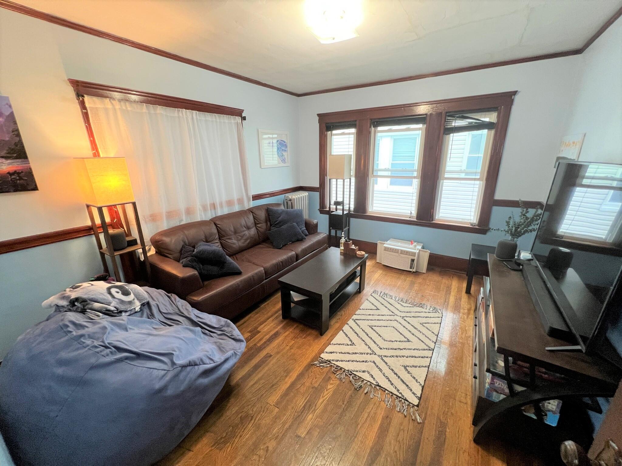 18 Silvey Pl, Porter Square