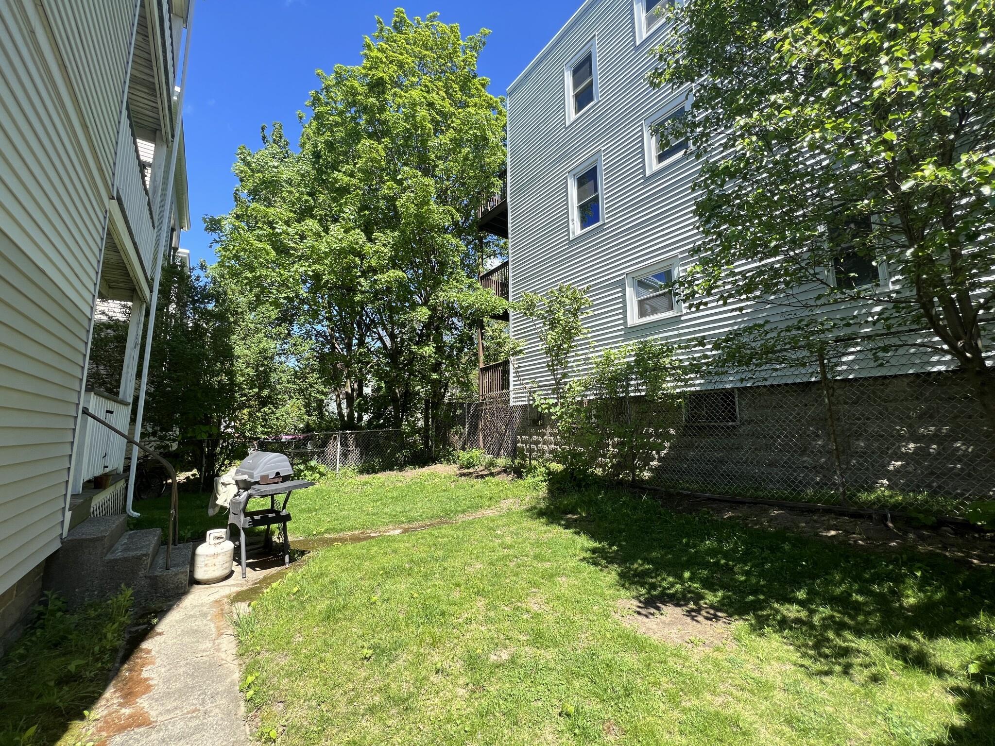 18 Silvey Pl, Porter Square