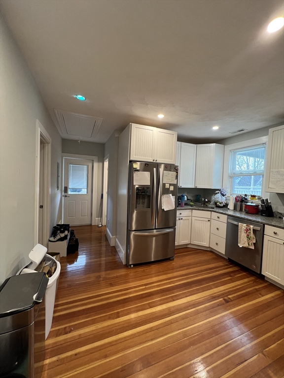 307 Highland Ave, Powder House Square