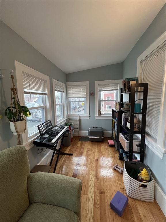 307 Highland Ave, Powder House Square