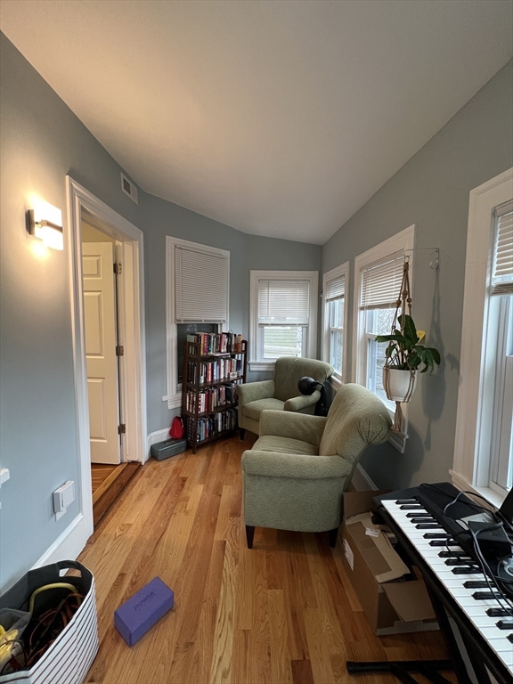 307 Highland Ave, Powder House Square