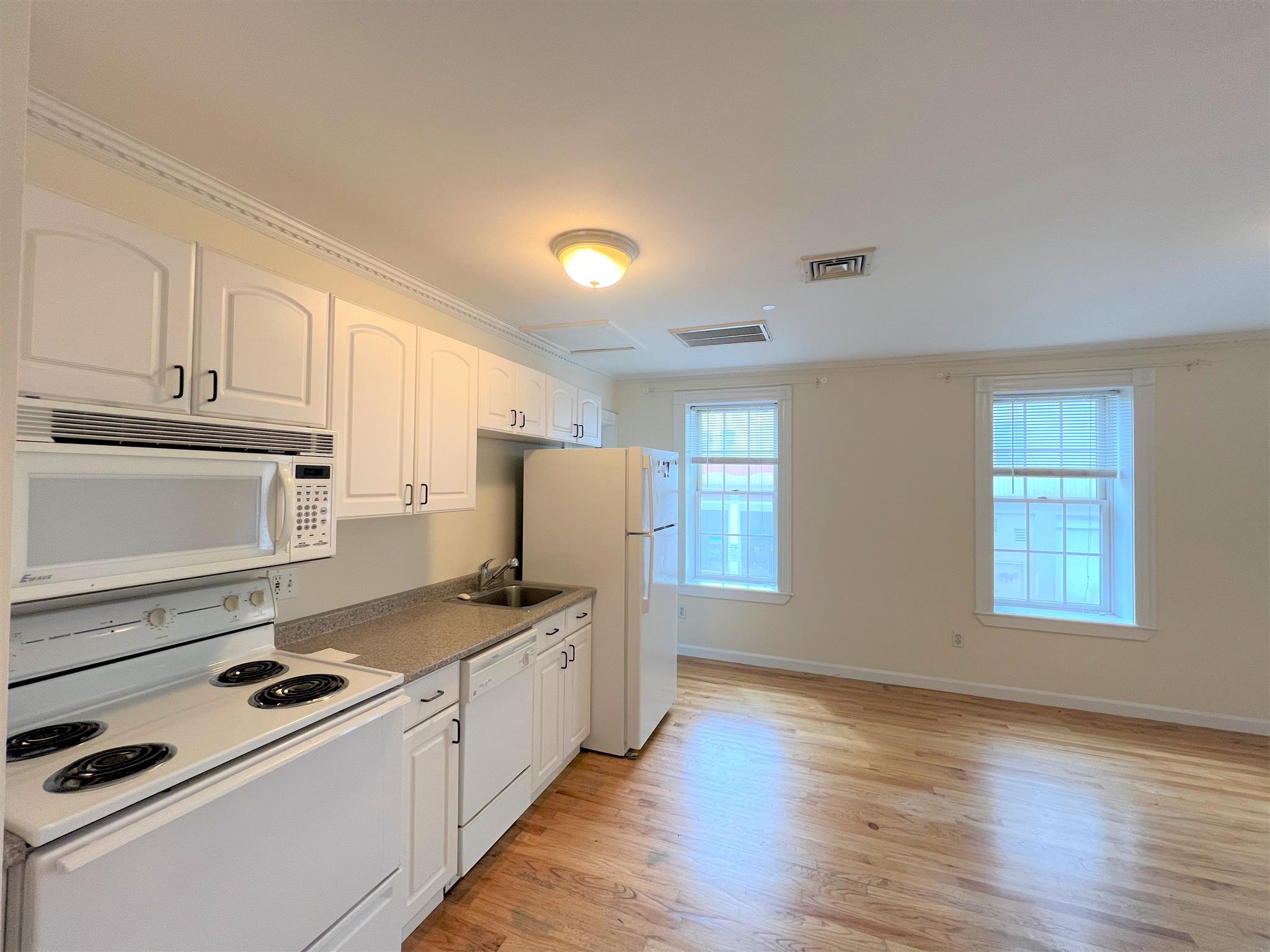 8 Bishop Richard Allen Dr, Central Square