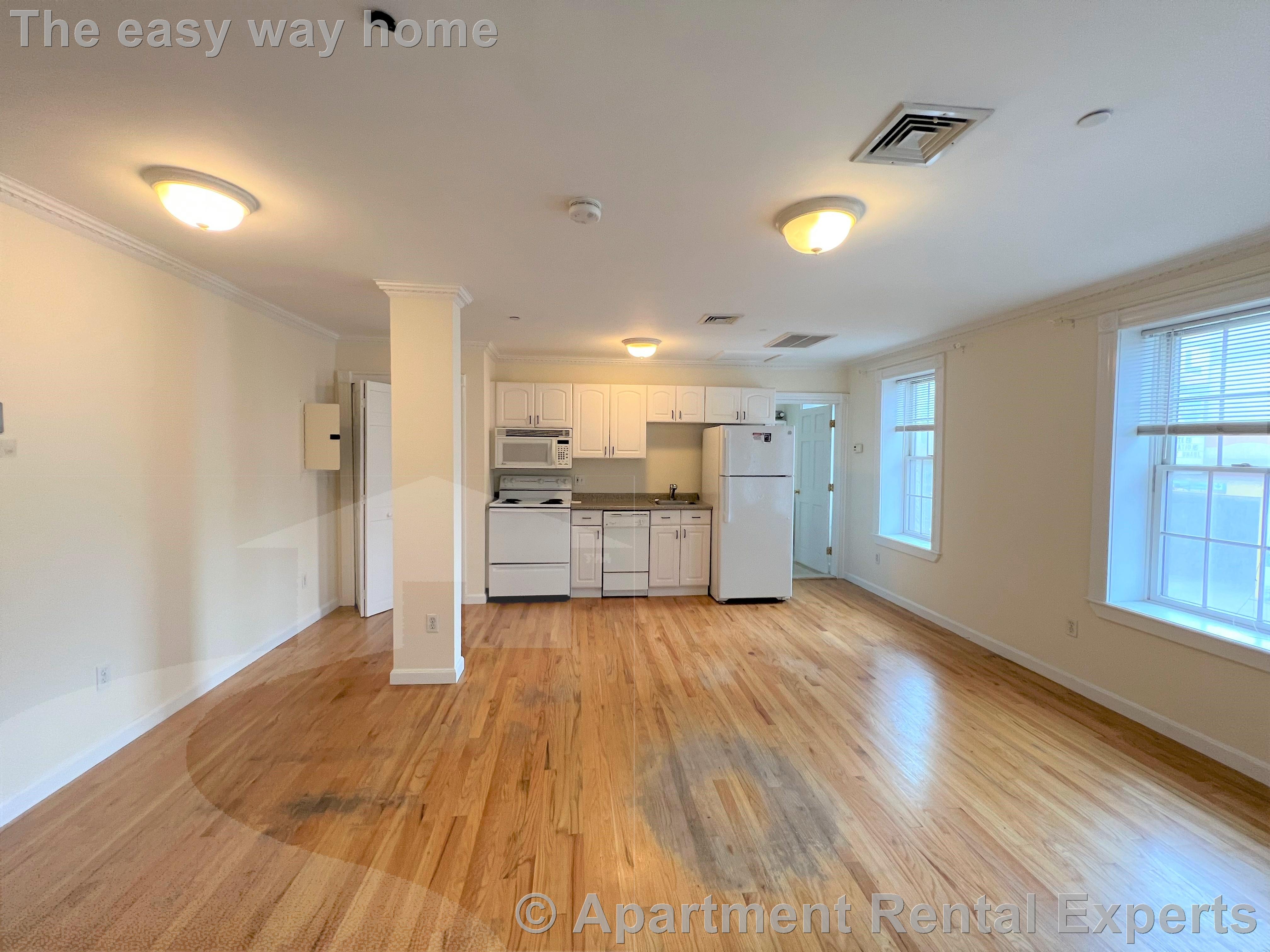 8 Bishop Allen, Central Square