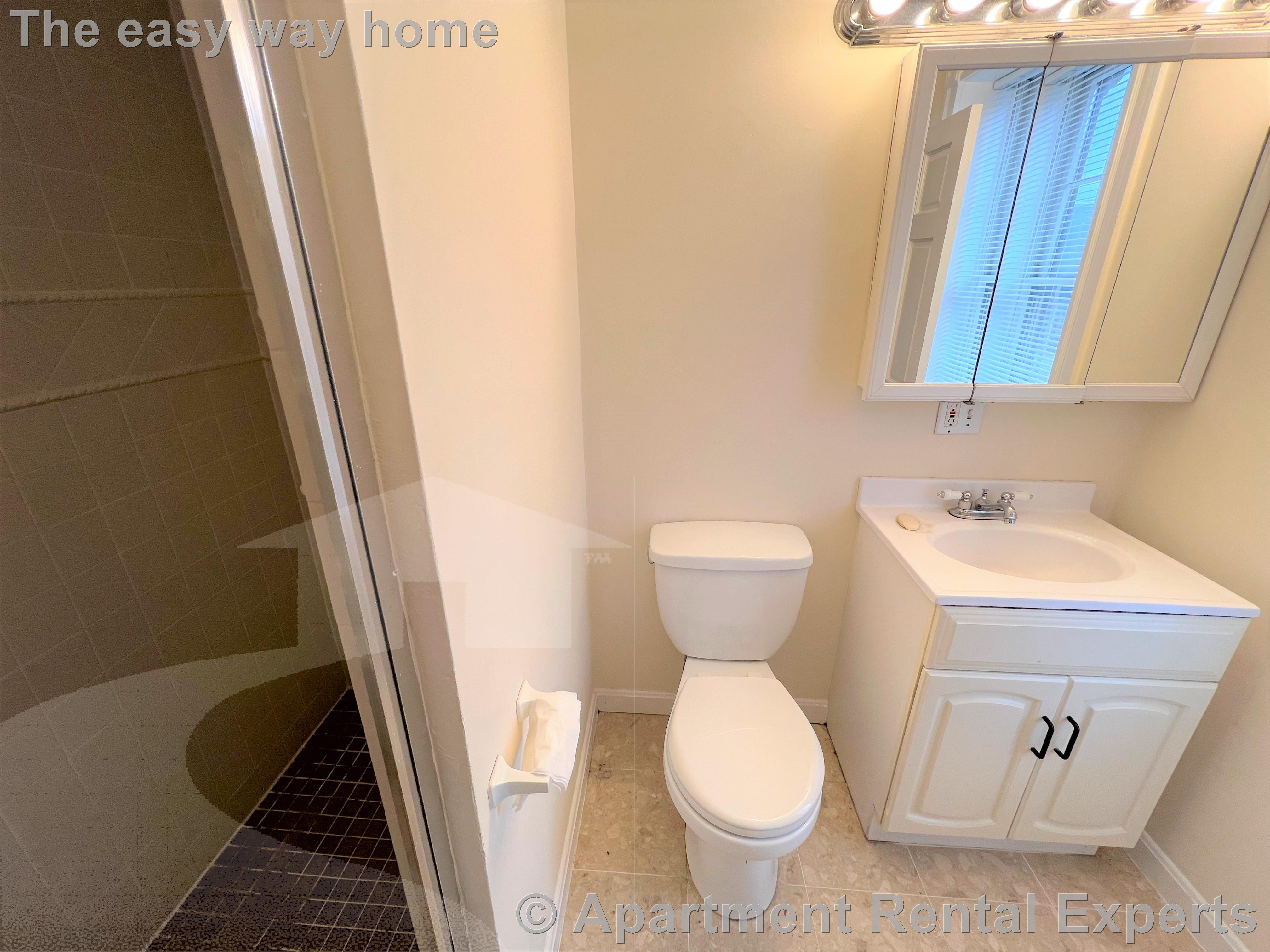 8 Bishop Allen, Central Square