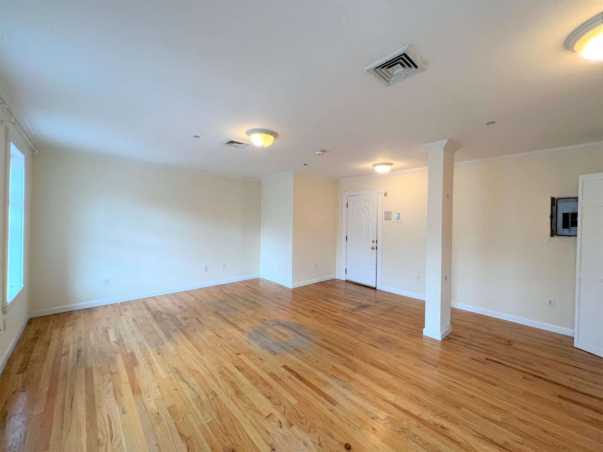 8 Bishop Richard Allen Dr, Central Square