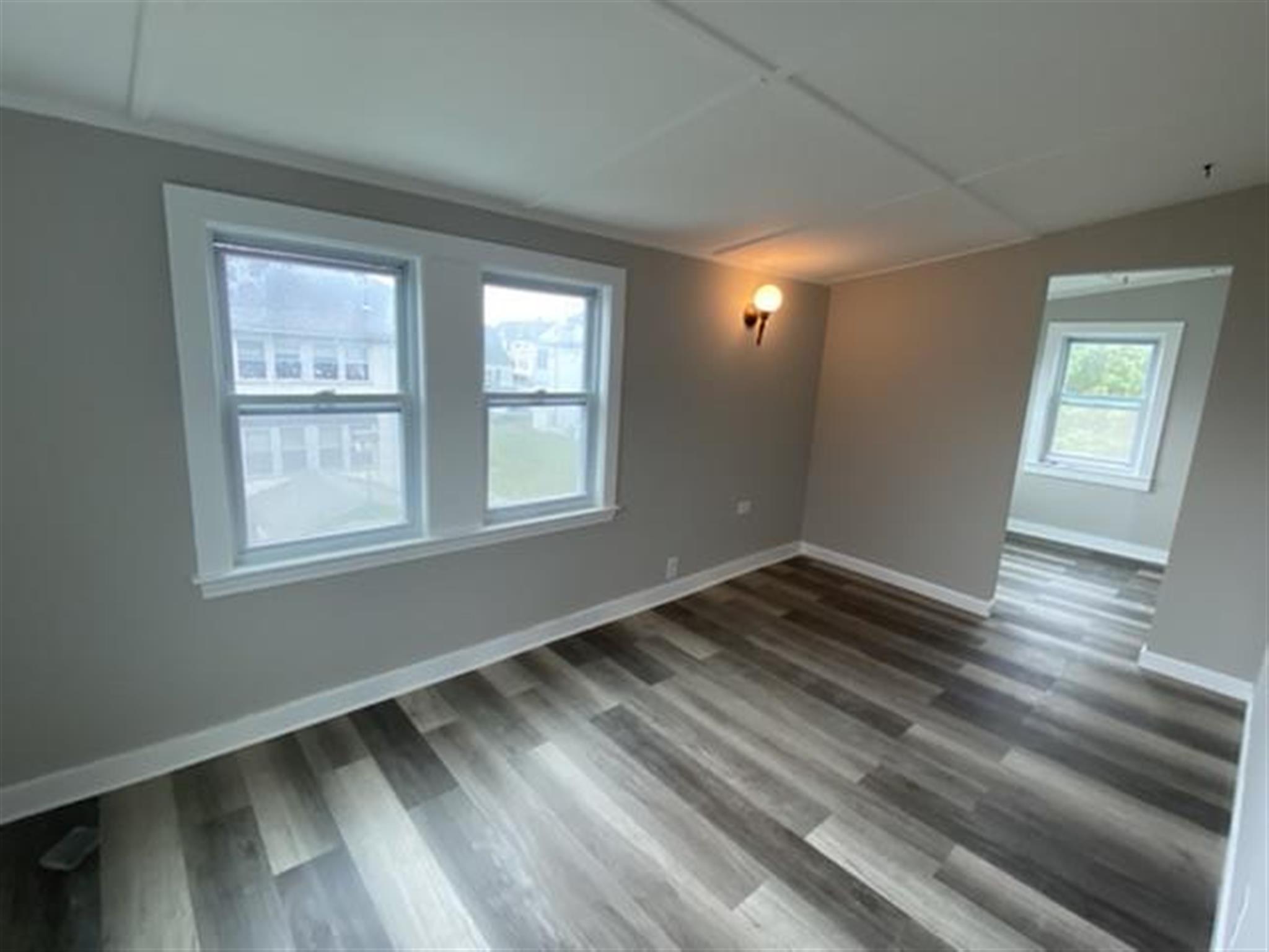 11 Goldsmith Ave, Medford