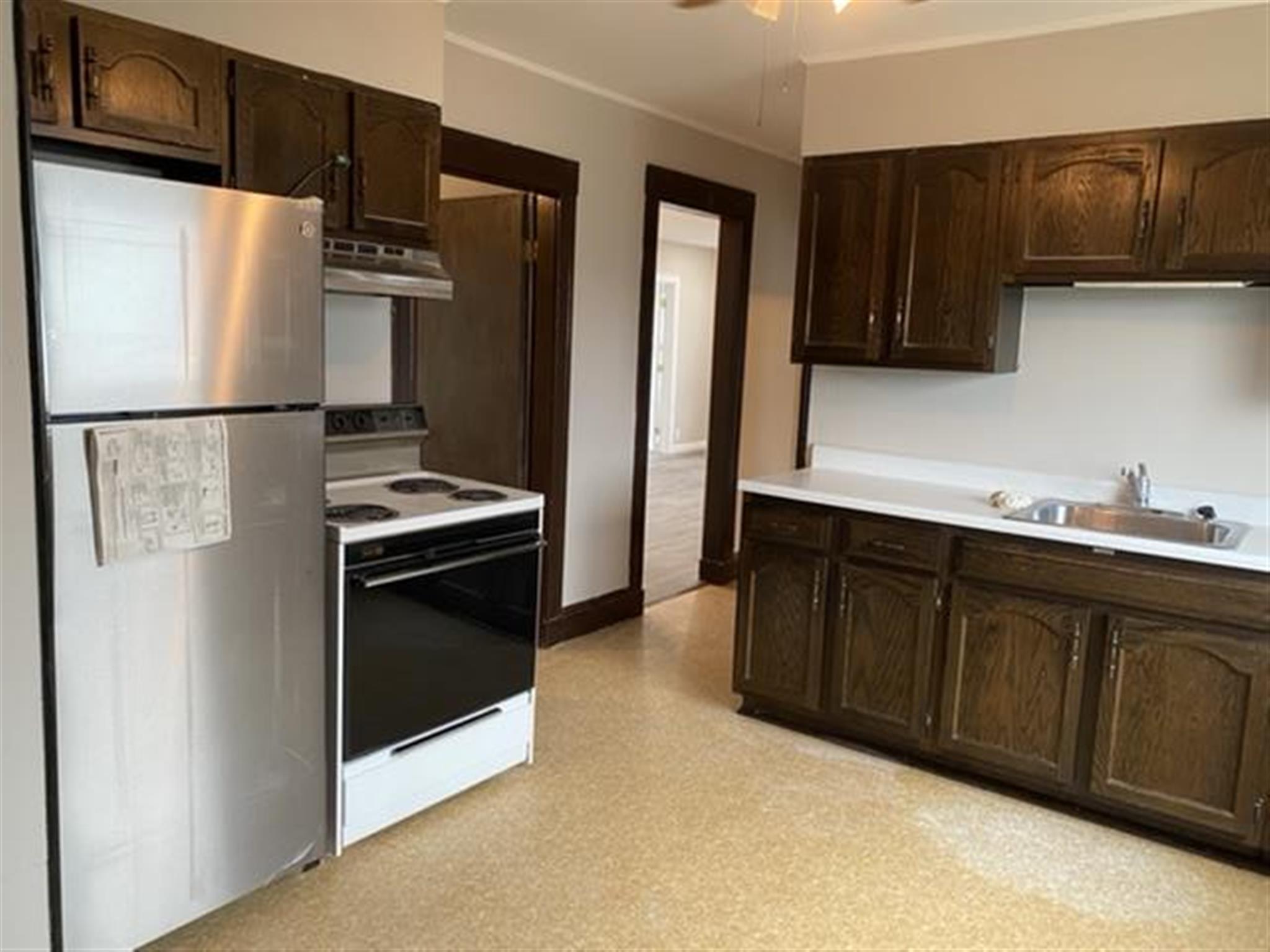 11 Goldsmith Ave, Medford