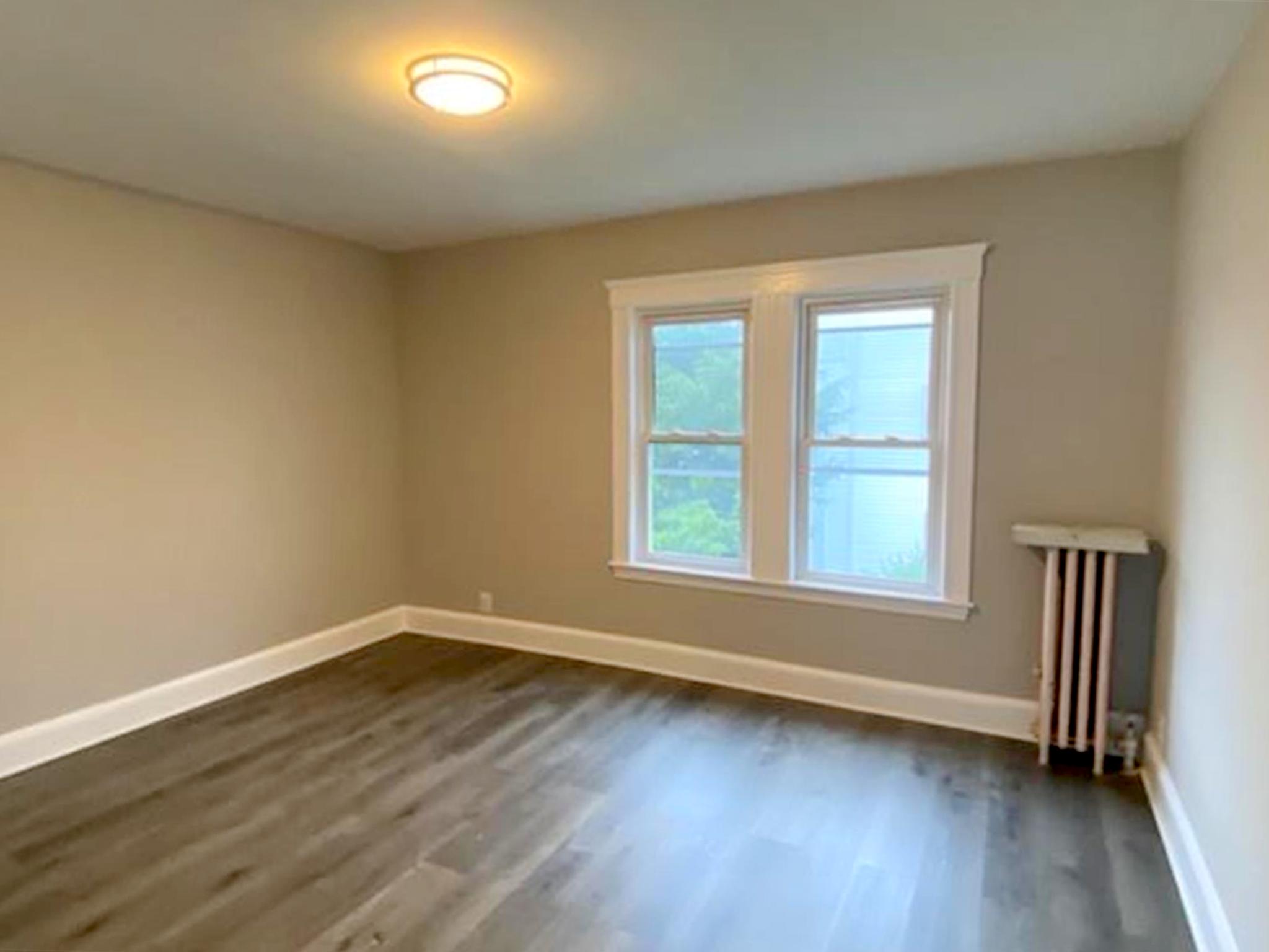 11 Goldsmith Ave, Medford