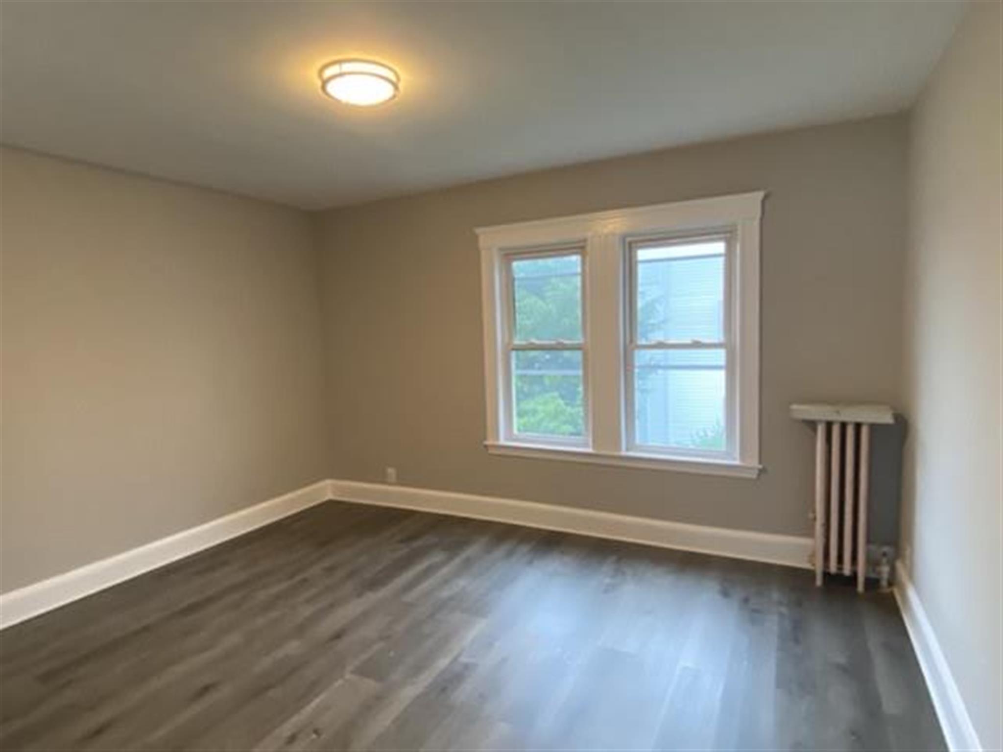 11 Goldsmith Ave, Medford