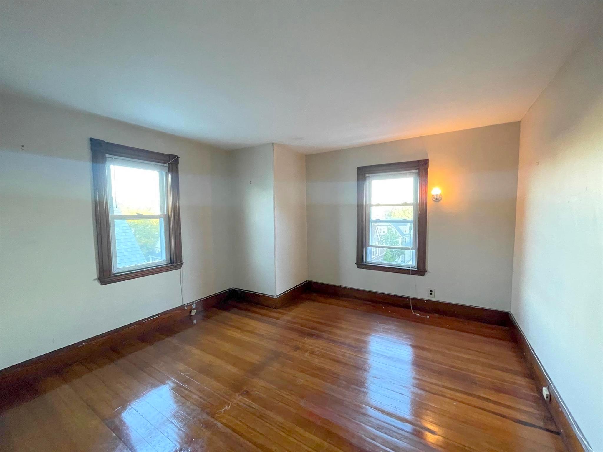 19 Lovell St, Teele Square