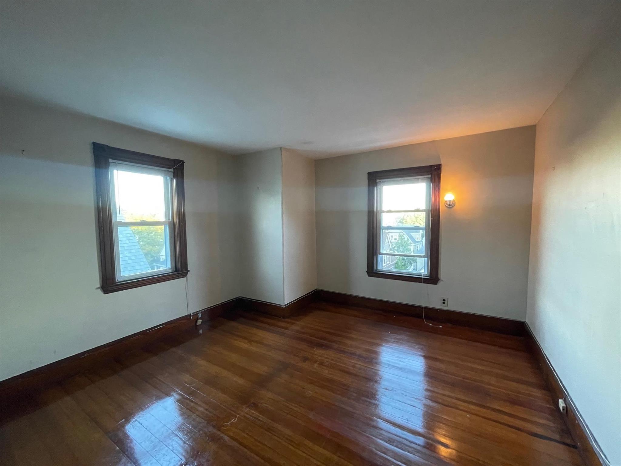 19 Lovell St, Teele Square