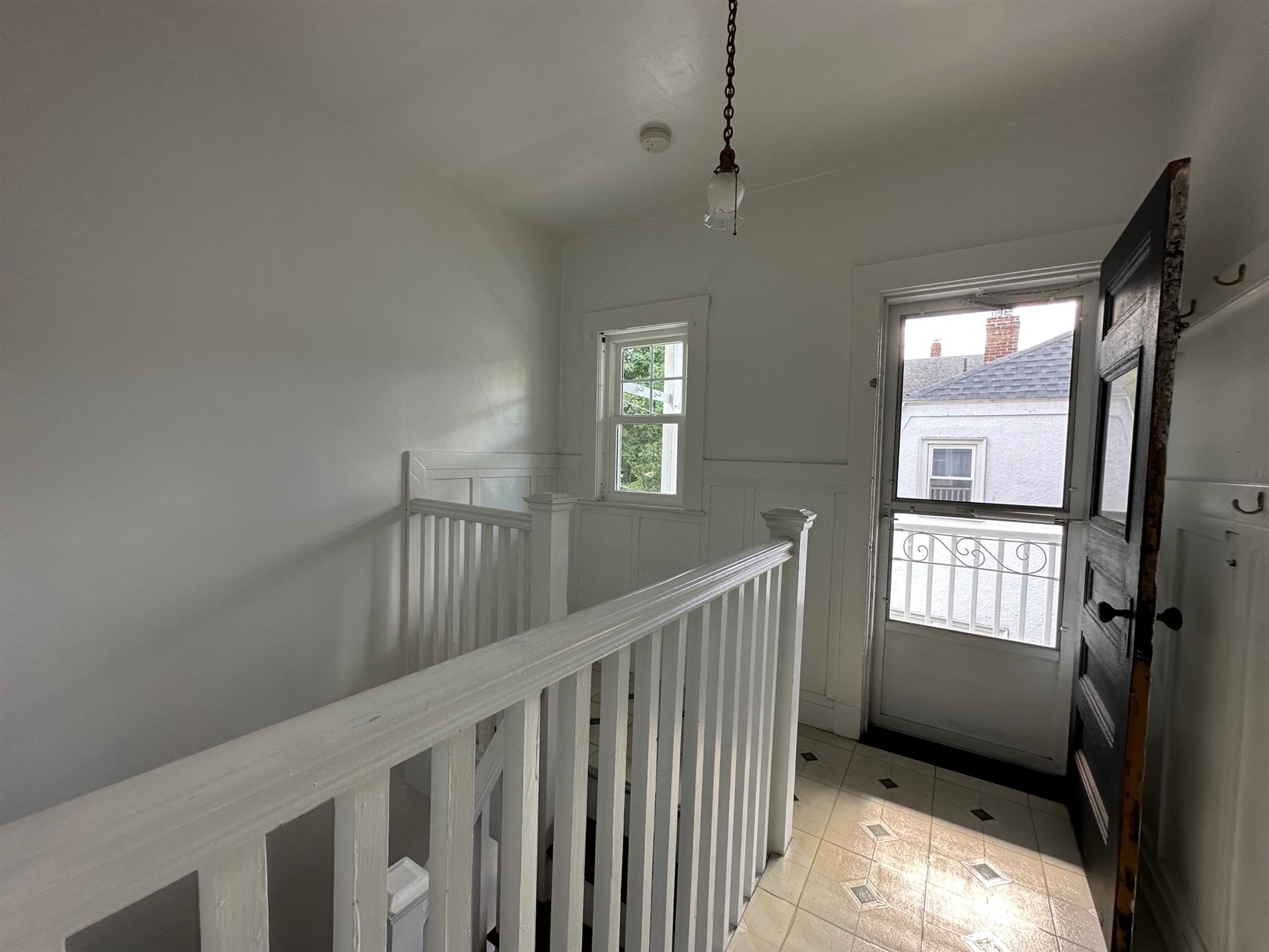 1516 Mystic Valley Pkwy, Medford