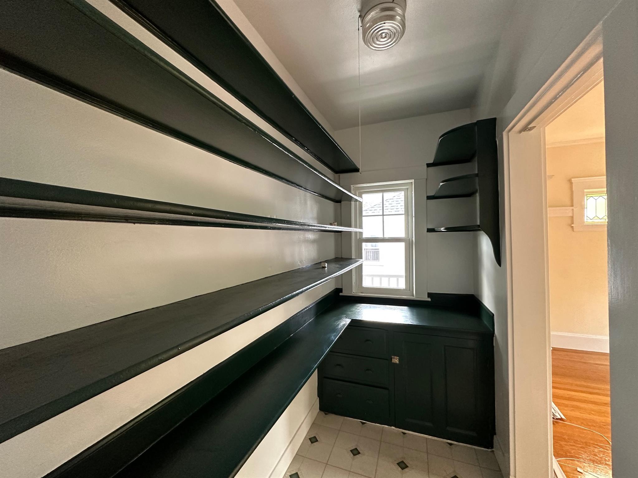 1516 Mystic Valley Pkwy, Medford