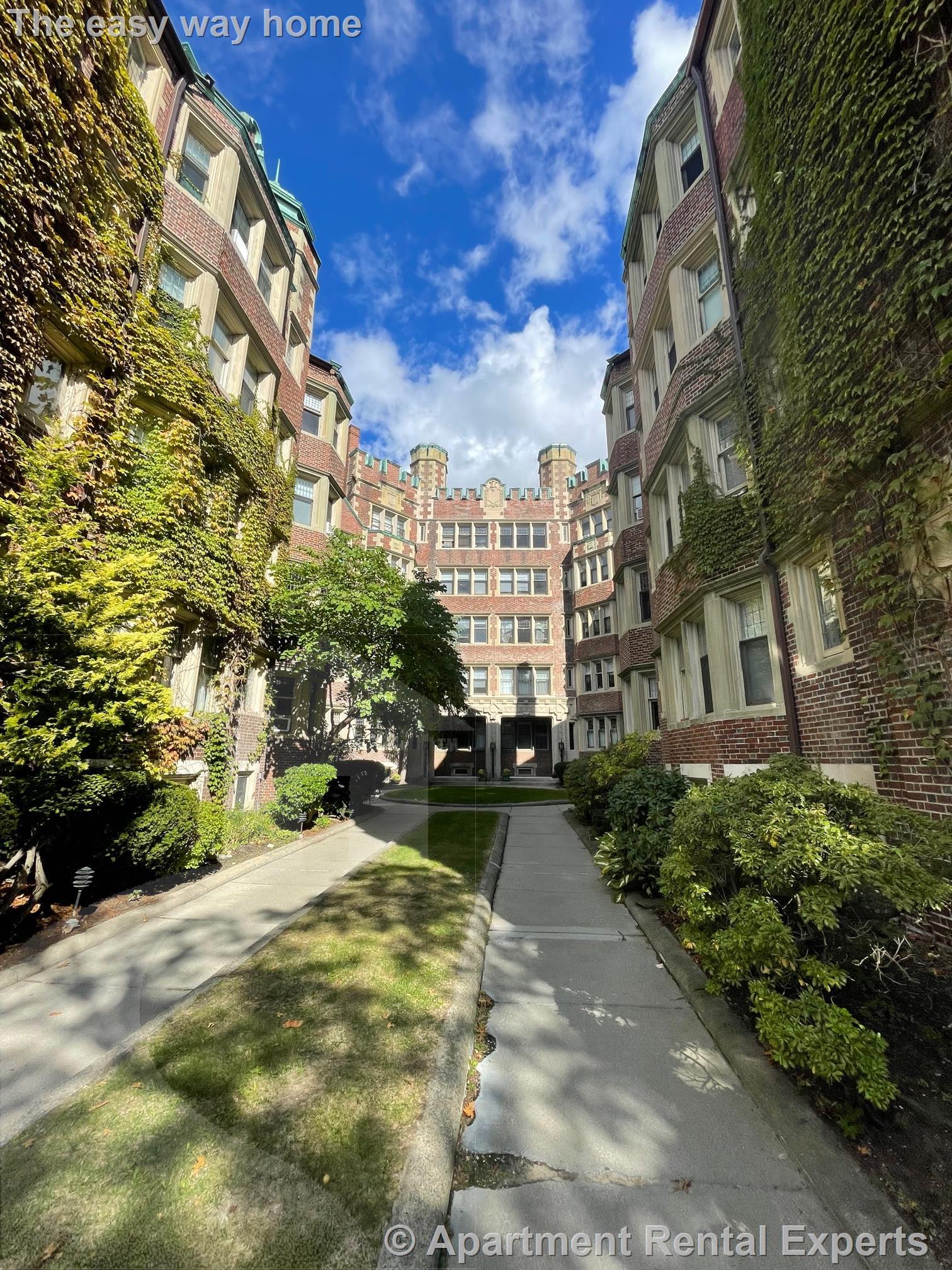 10 Dana, Harvard Square