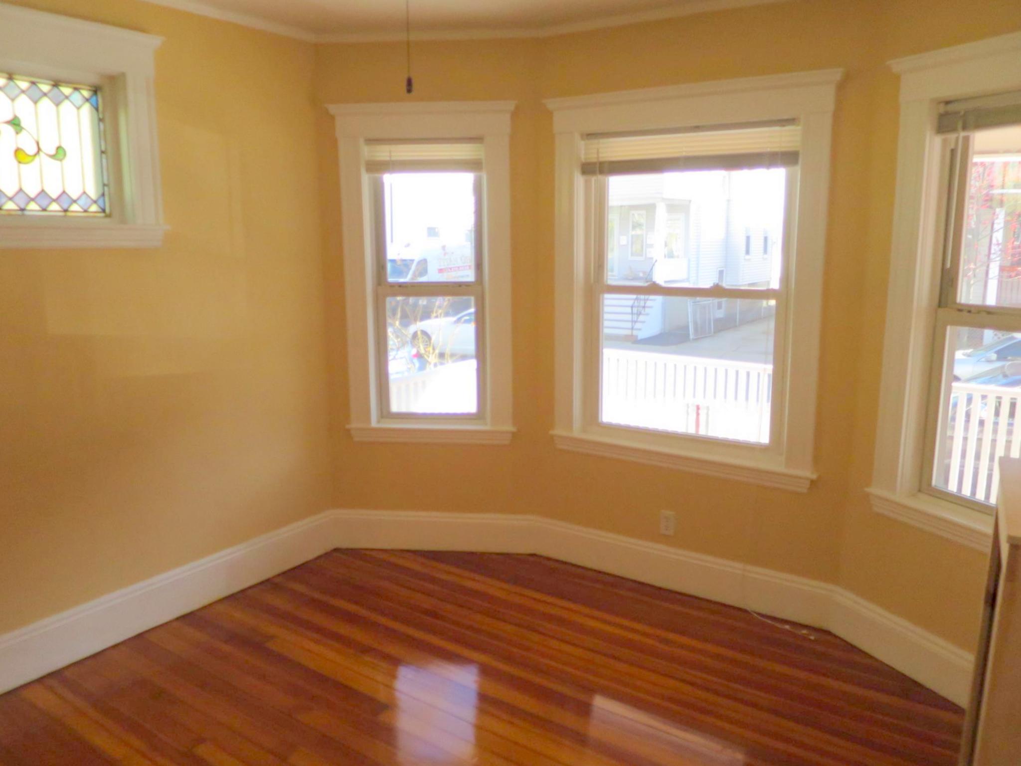 41 Walker St, Davis Square