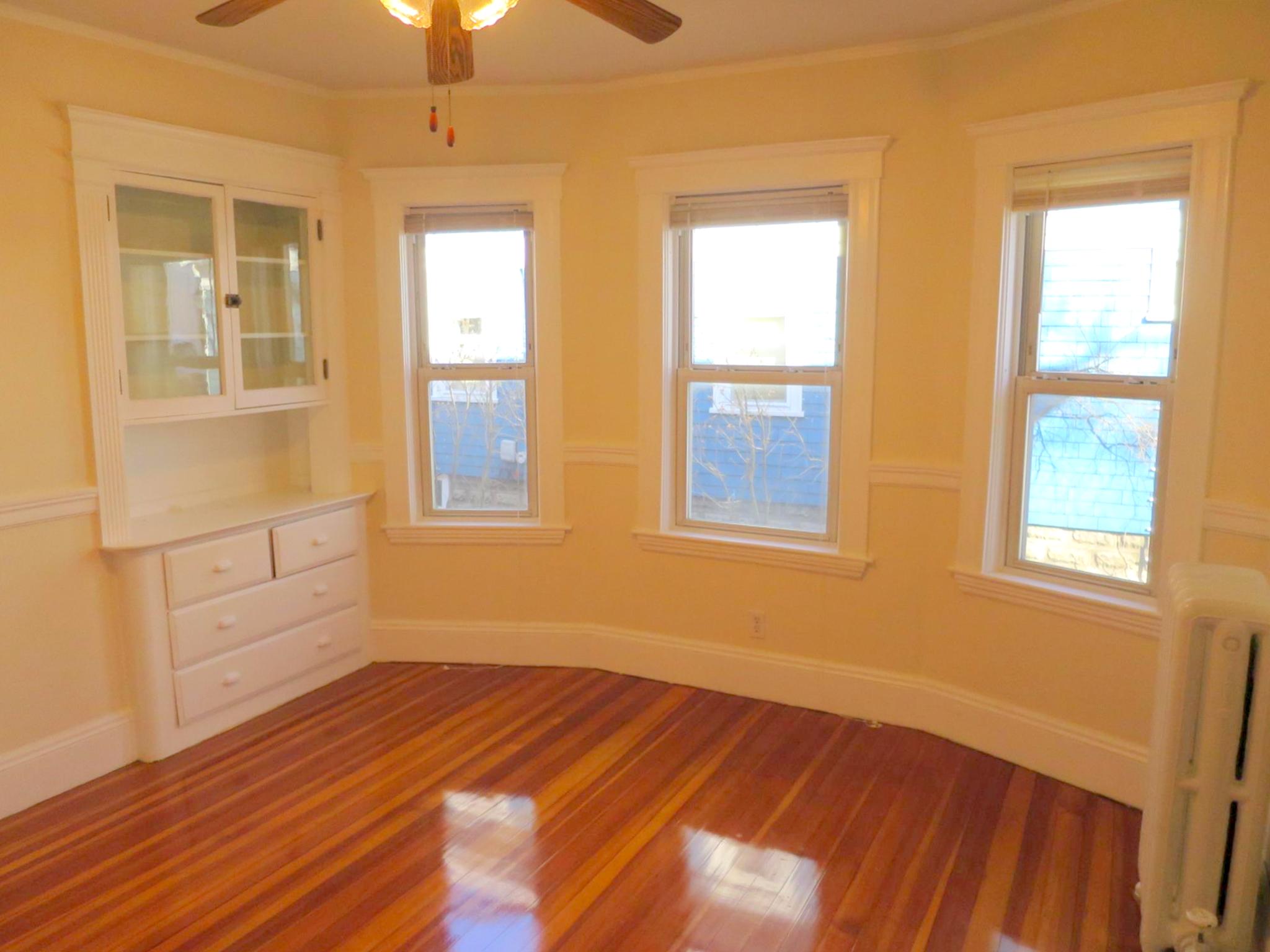 41 Walker St, Davis Square