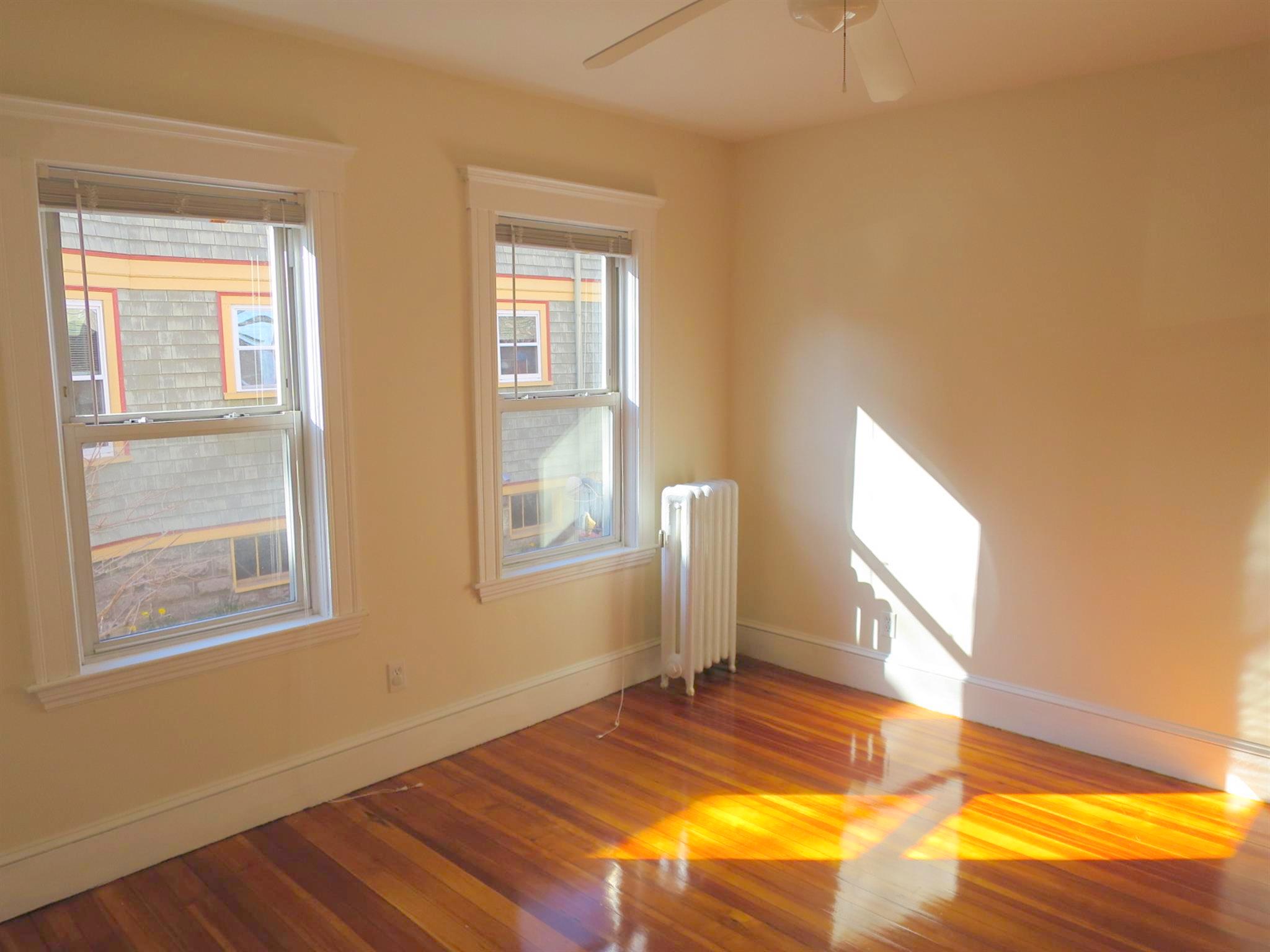 41 Walker St, Davis Square