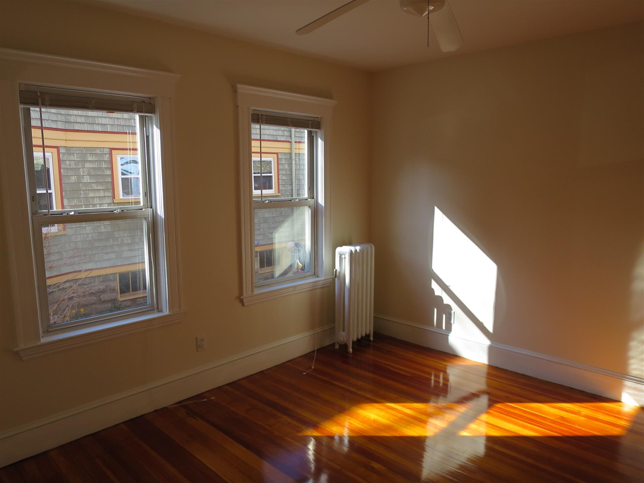 41 Walker St, Davis Square