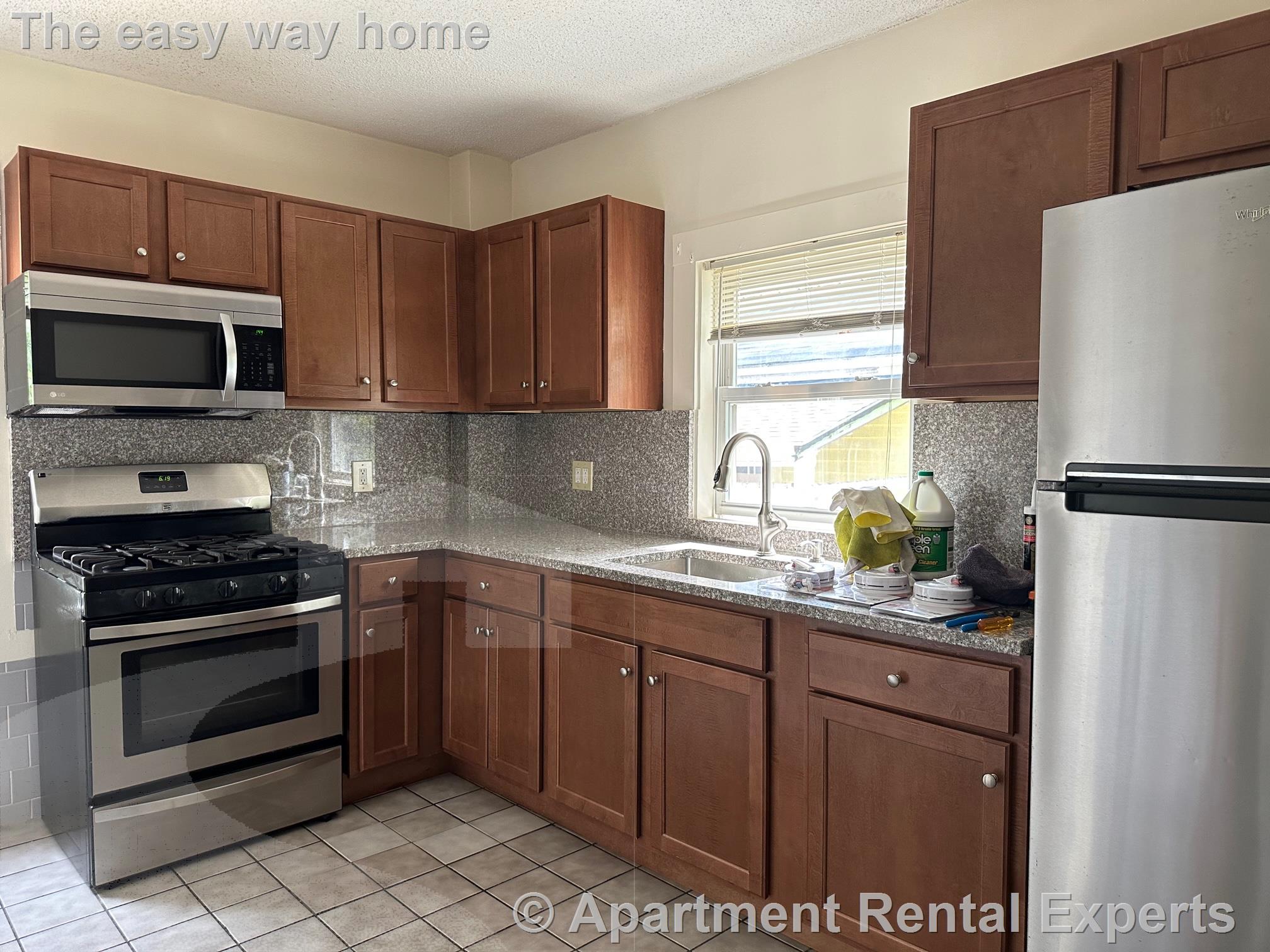 5 Adams, Winter Hill