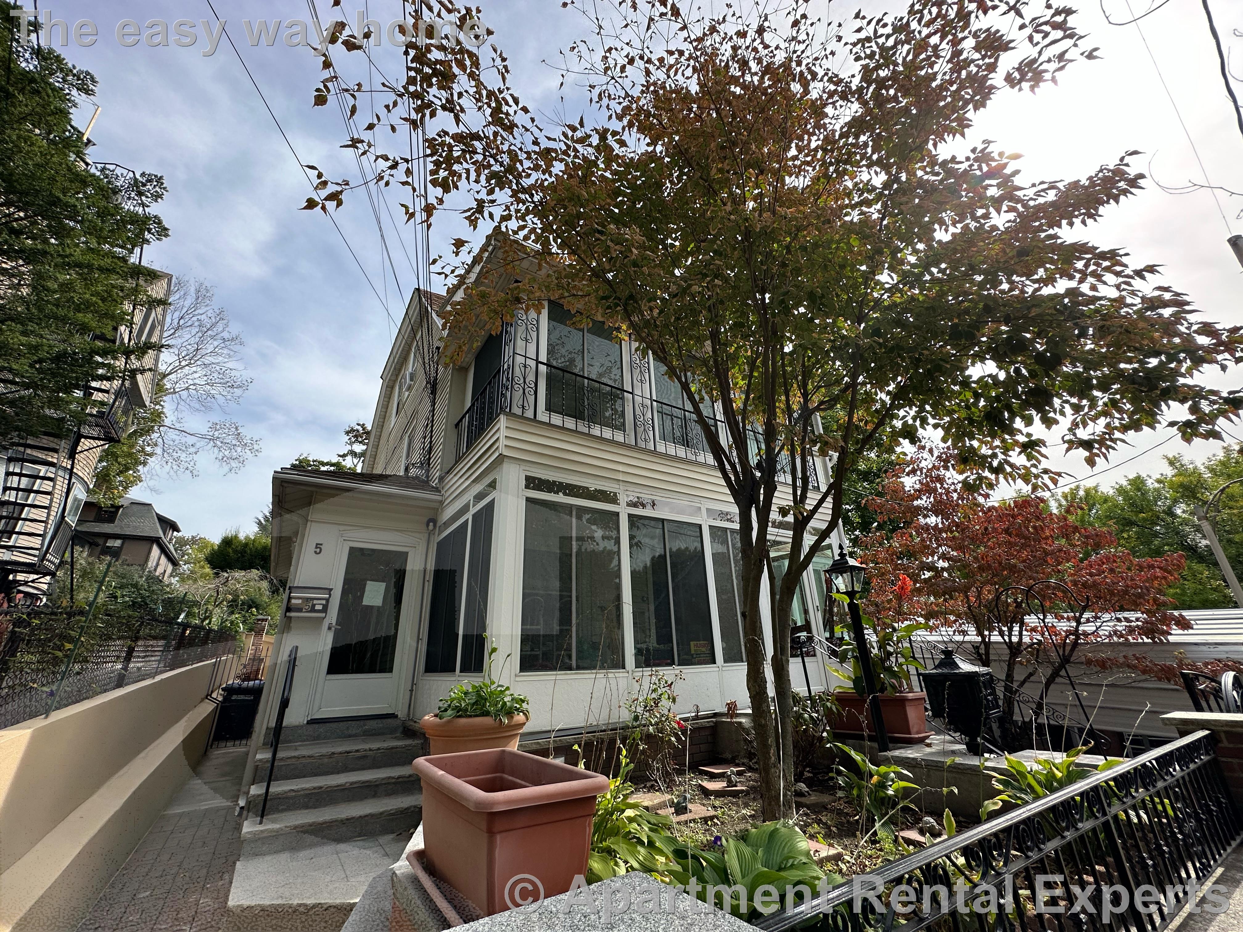 5 Adams, Winter Hill