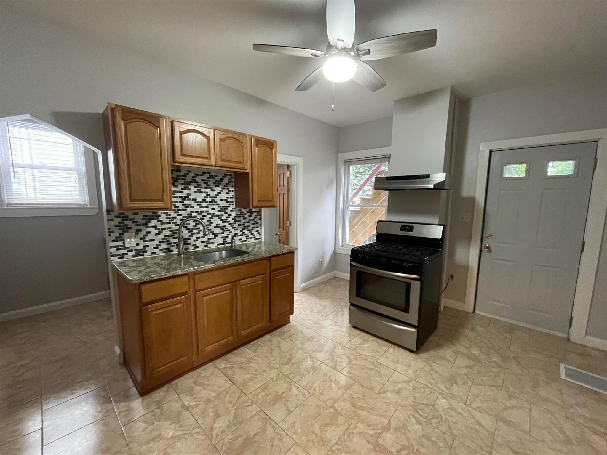 11 Prescott St, Union Square