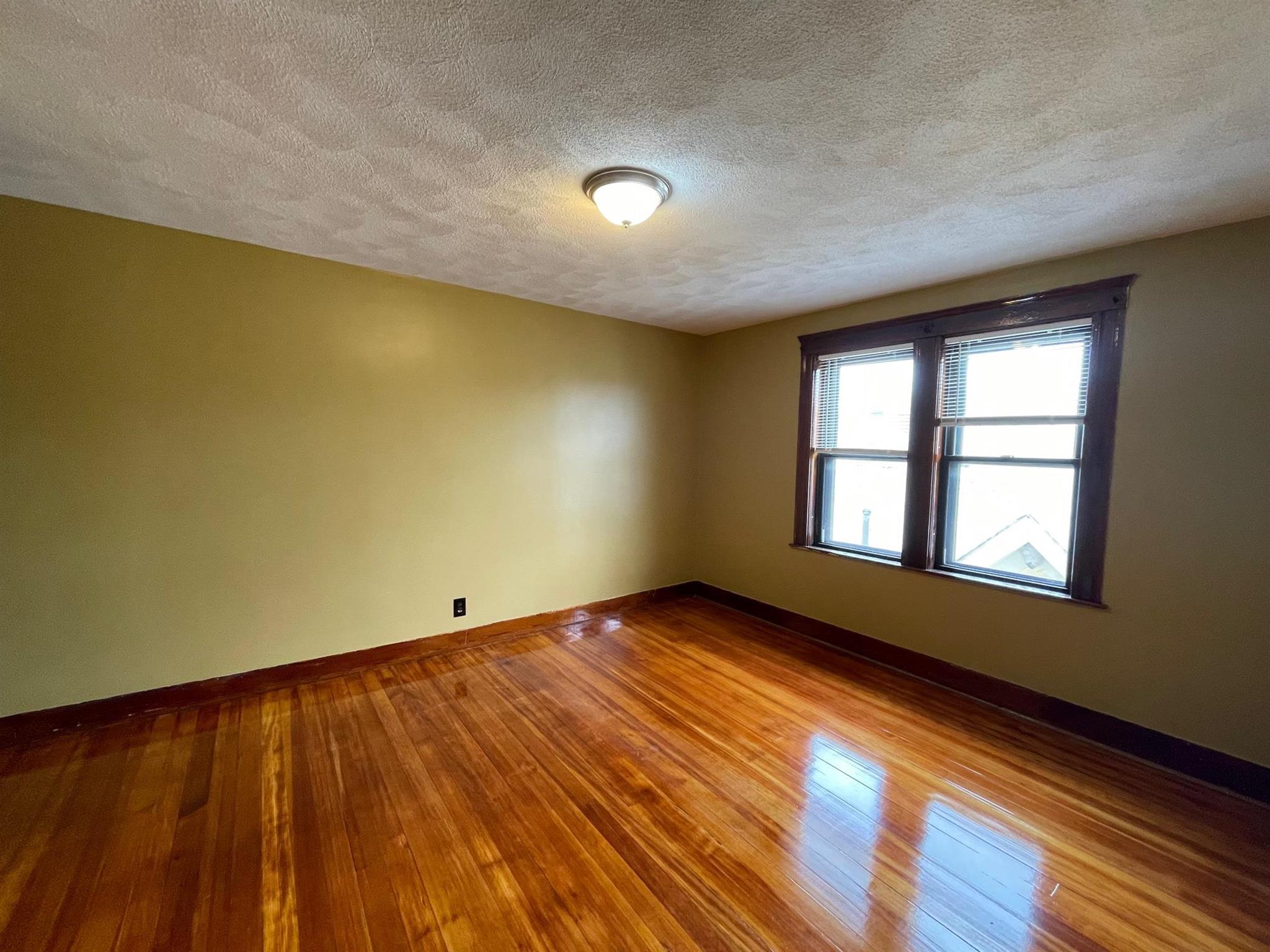 18 Fenwick St, Winter Hill