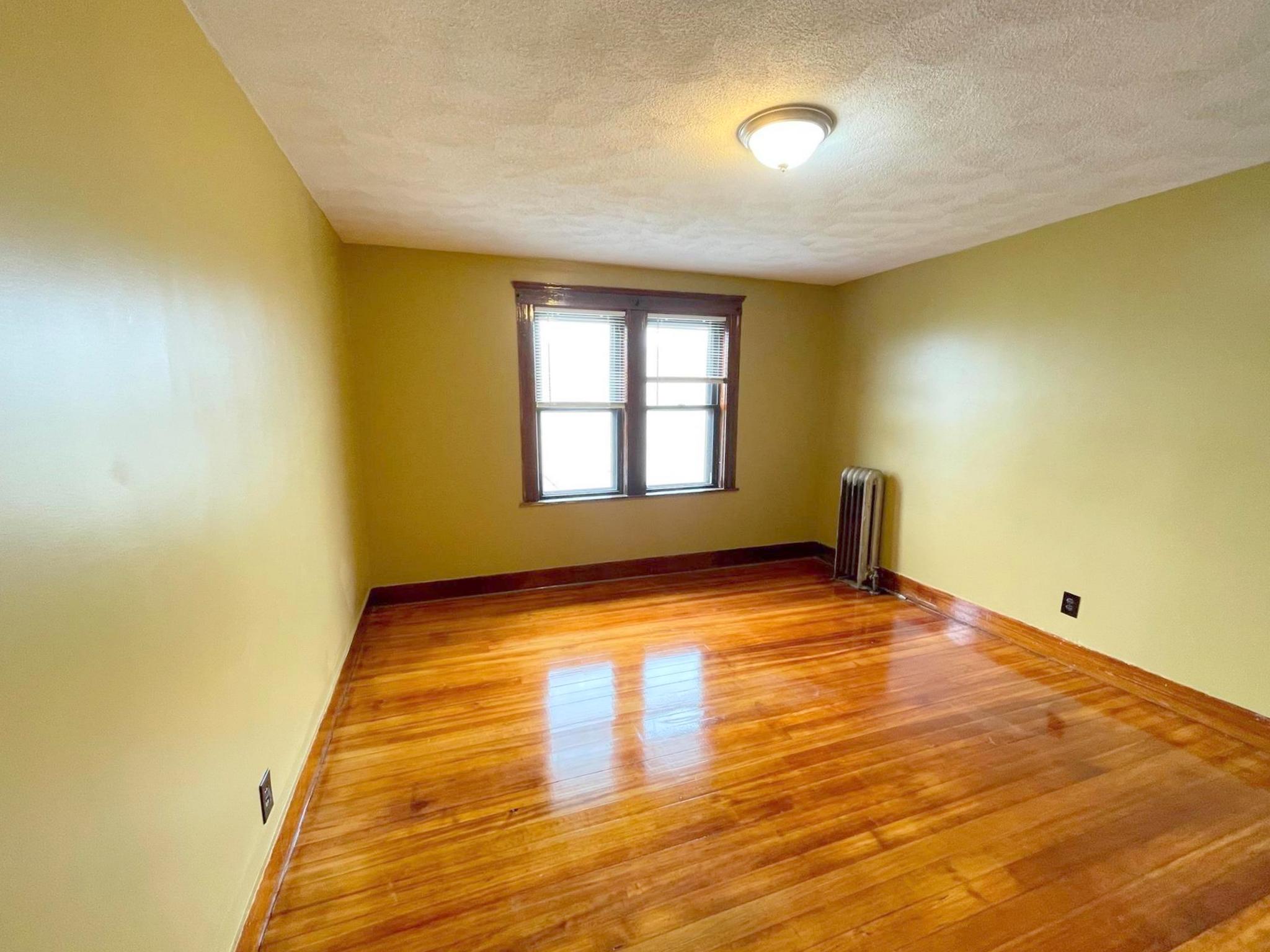 18 Fenwick St, Magoun Square